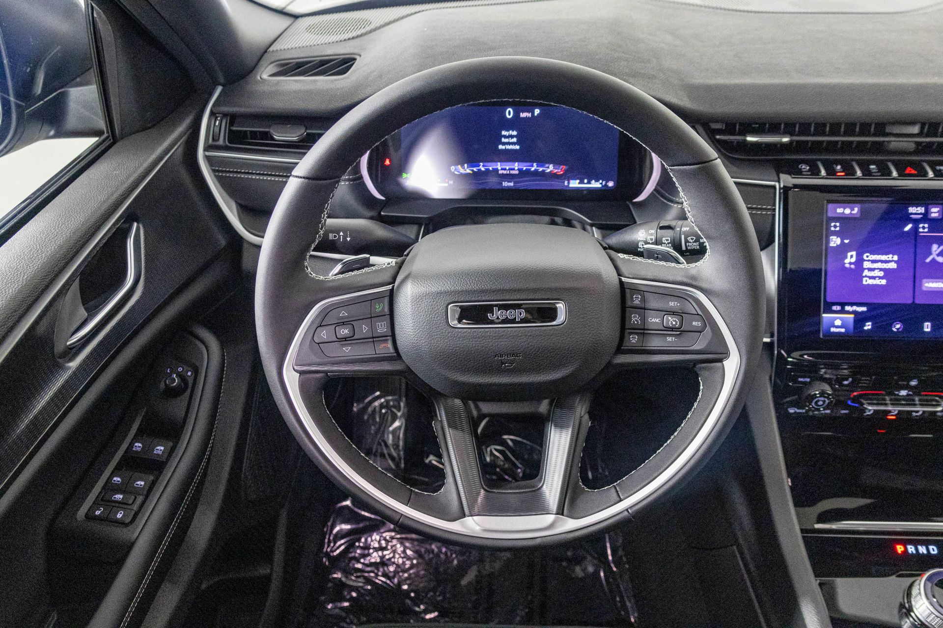 2025 JEEP GRAND CHEROKEE L - Image 31