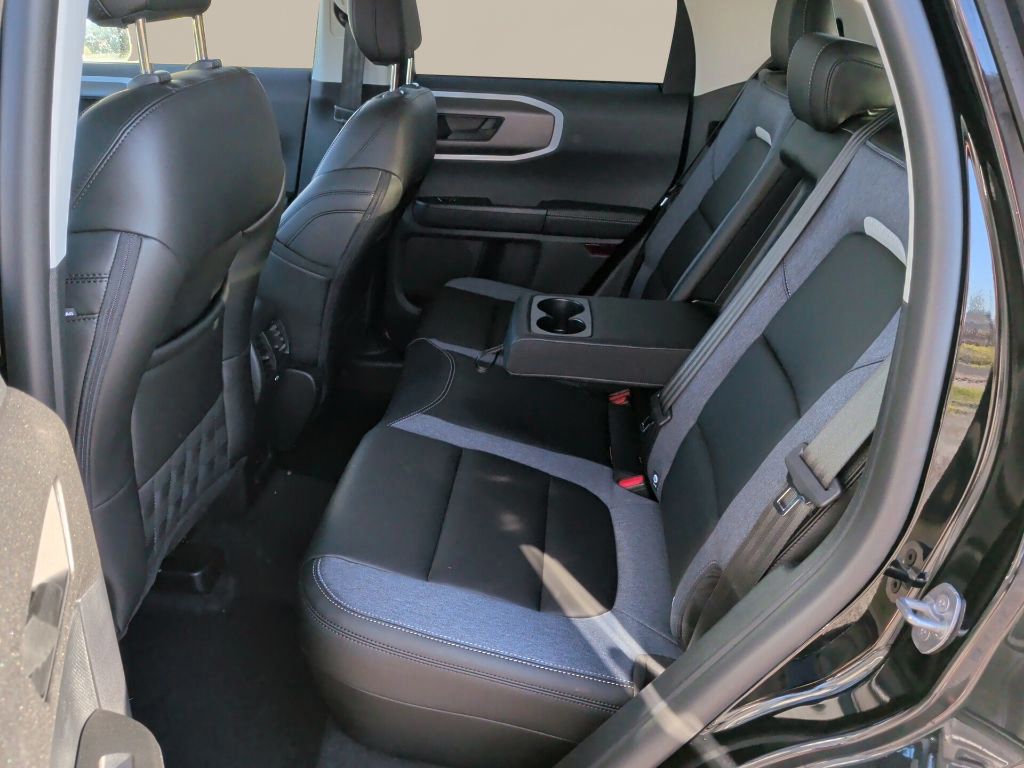 2026 Ford Bronco Sport Outer Banks - 9