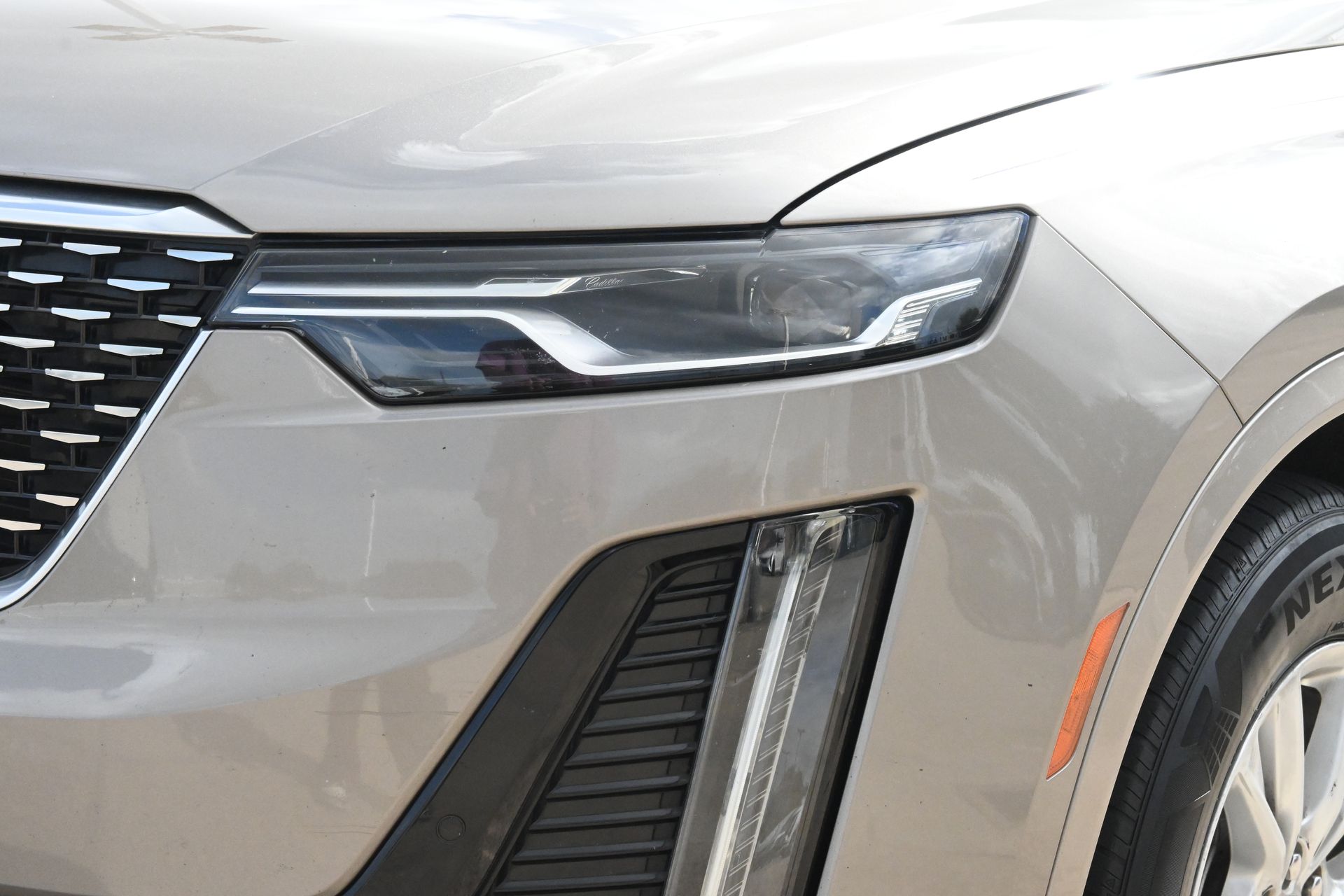 2022 Cadillac XT6 Luxury Brown at AutoSavvy Houston Northwest