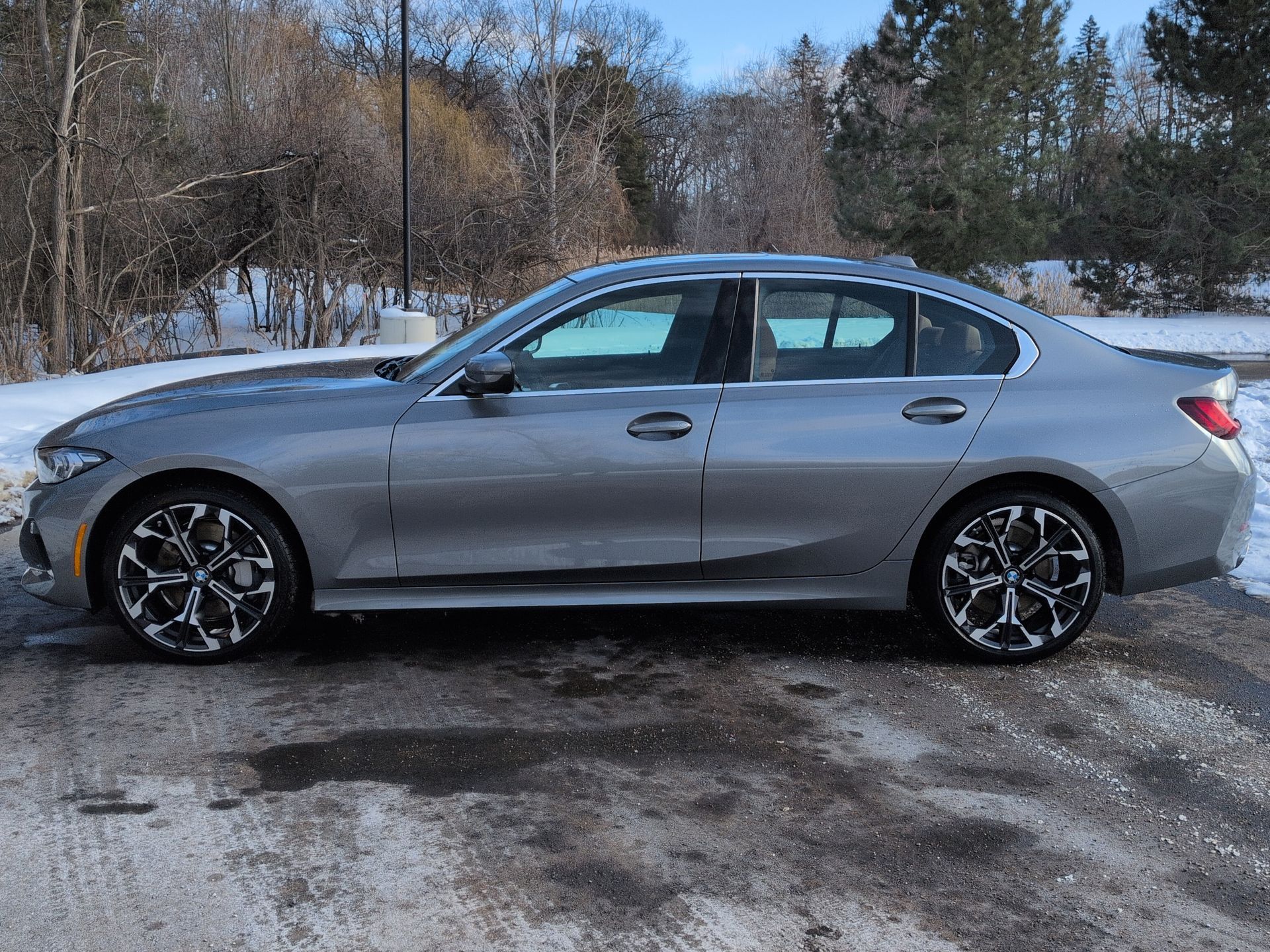 new 2025 BMW 3-Series car, priced at $47,895
