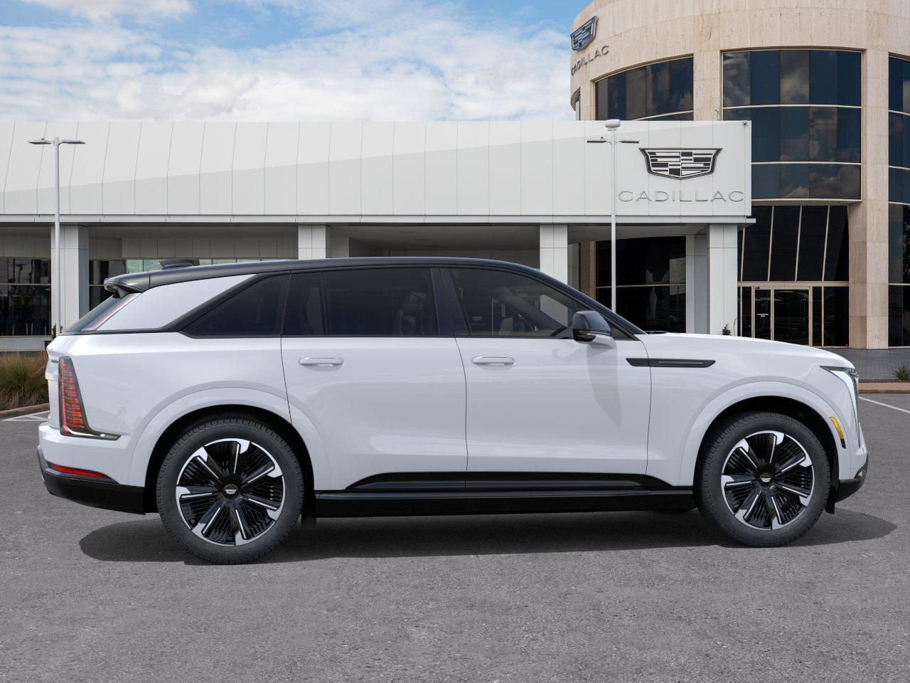 2025 Cadillac Escalade IQ Sport 2 - 4