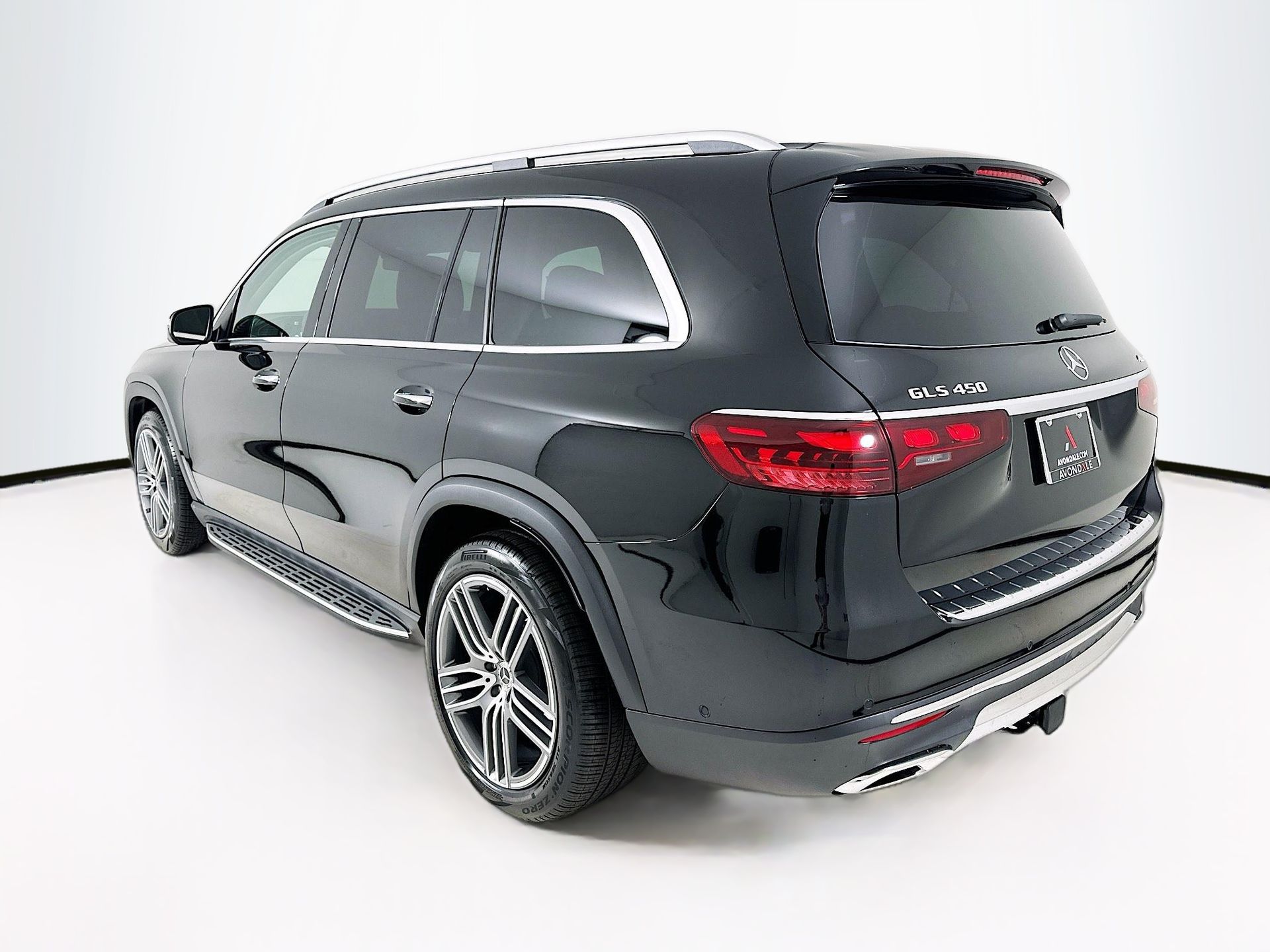 View vehicle photo 6