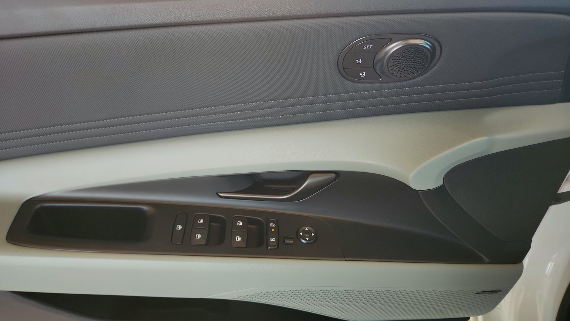 2026 Hyundai Elantra Hybrid