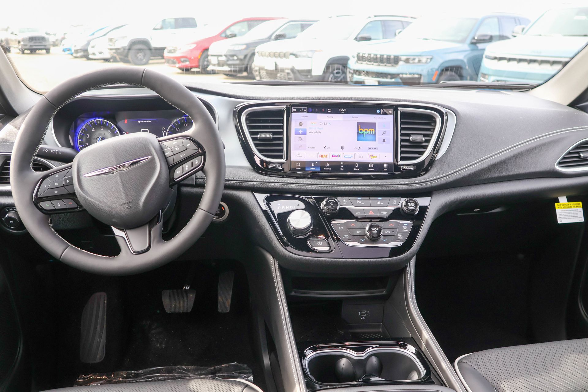 2026 CHRYSLER PACIFICA - Image 17