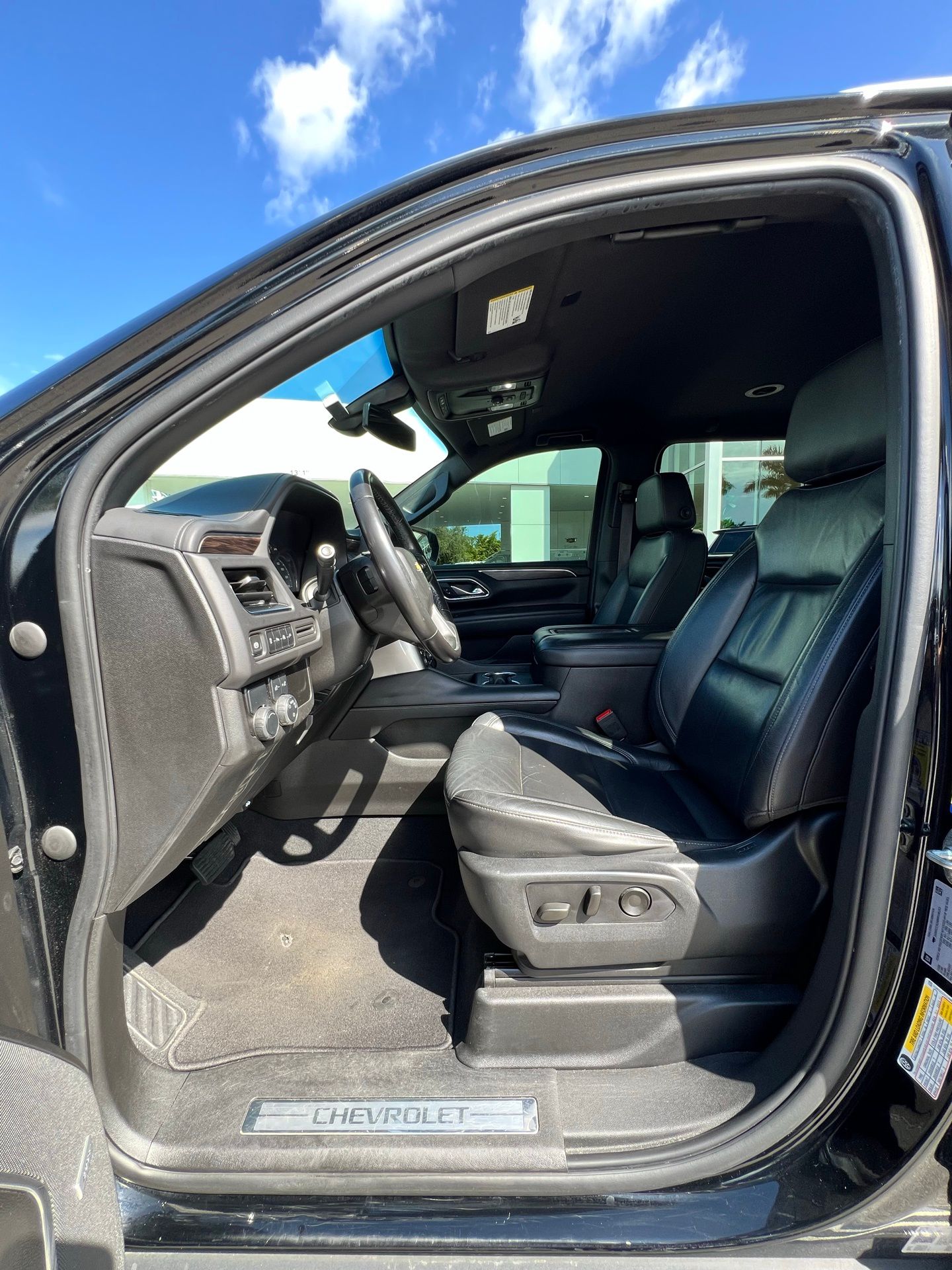 2021 Chevrolet Suburban LT 5