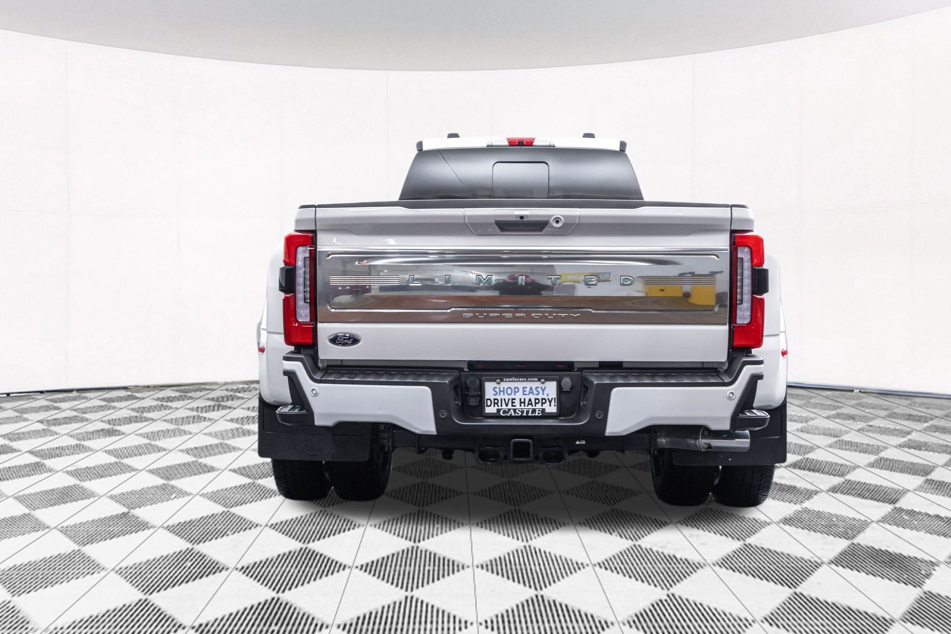 2024 FORD F-350 - Image 10