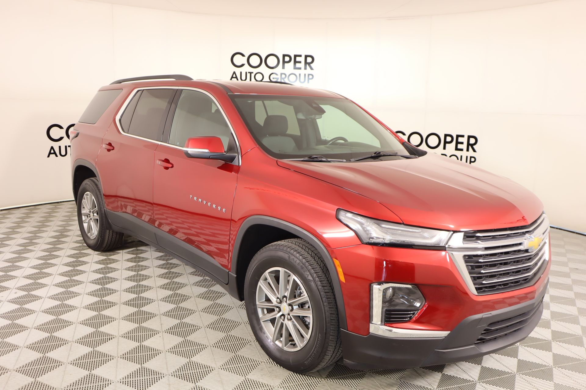 2023 Chevrolet Traverse LT Cloth FWD