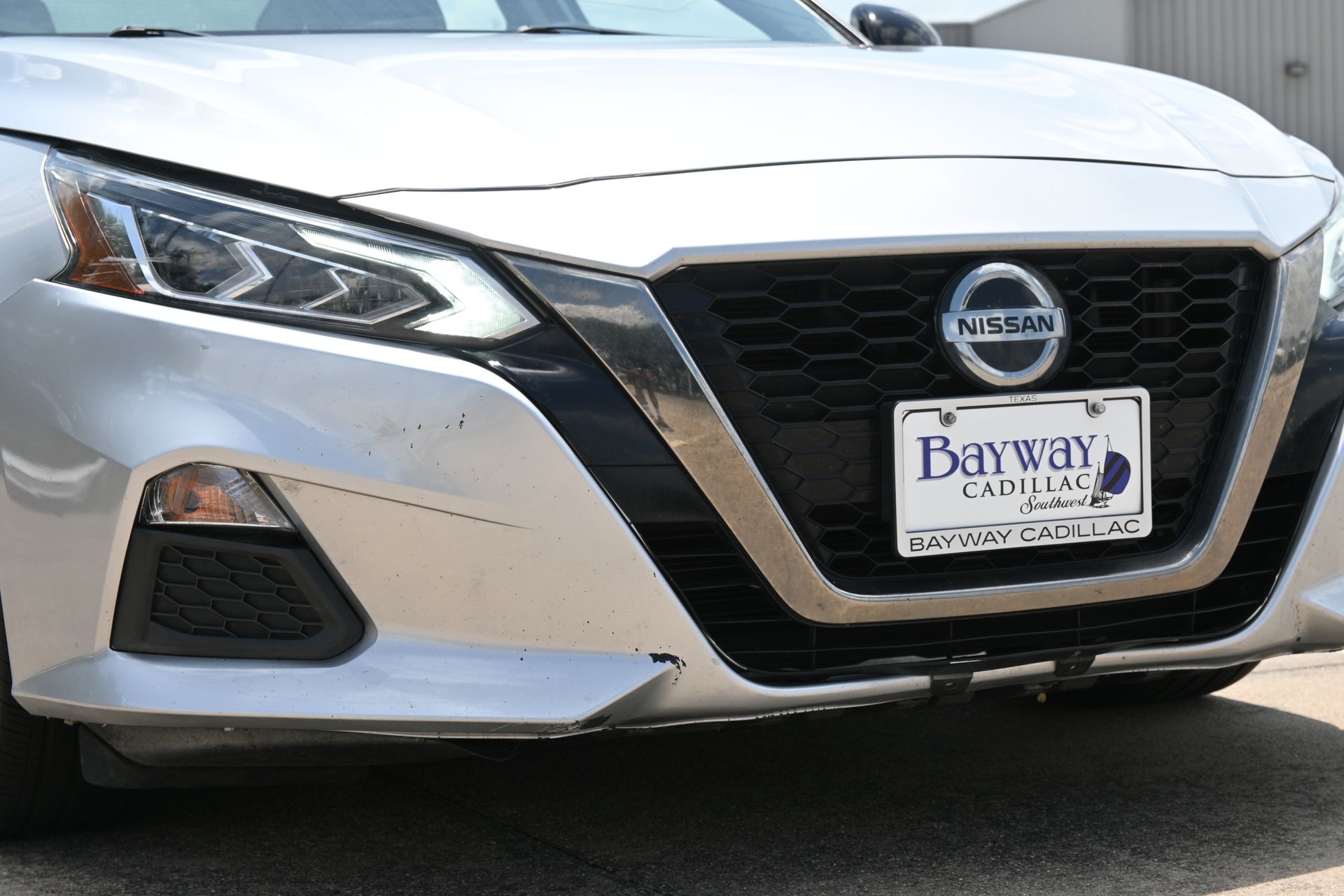 2019 Nissan Altima 2.5 SR Silver at Texan Dodge Chrysler Jeep Ram