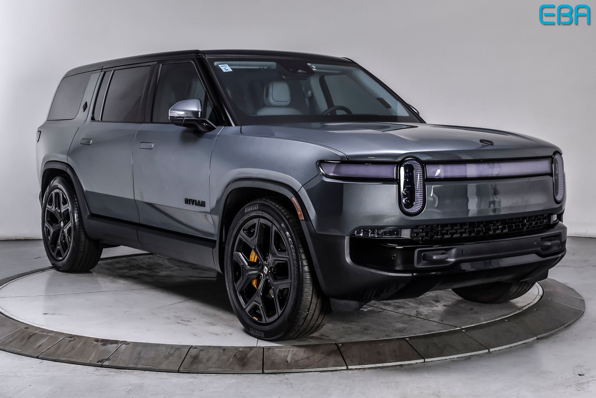 2023 Rivian R1S Adventure Quad-Motor Large Pack's photo