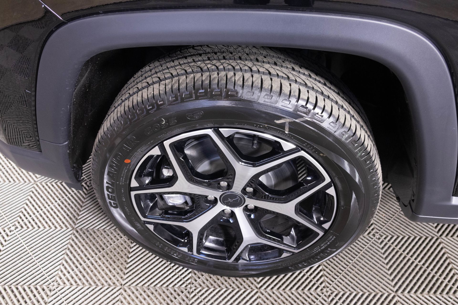 2026 JEEP COMPASS - Image 40