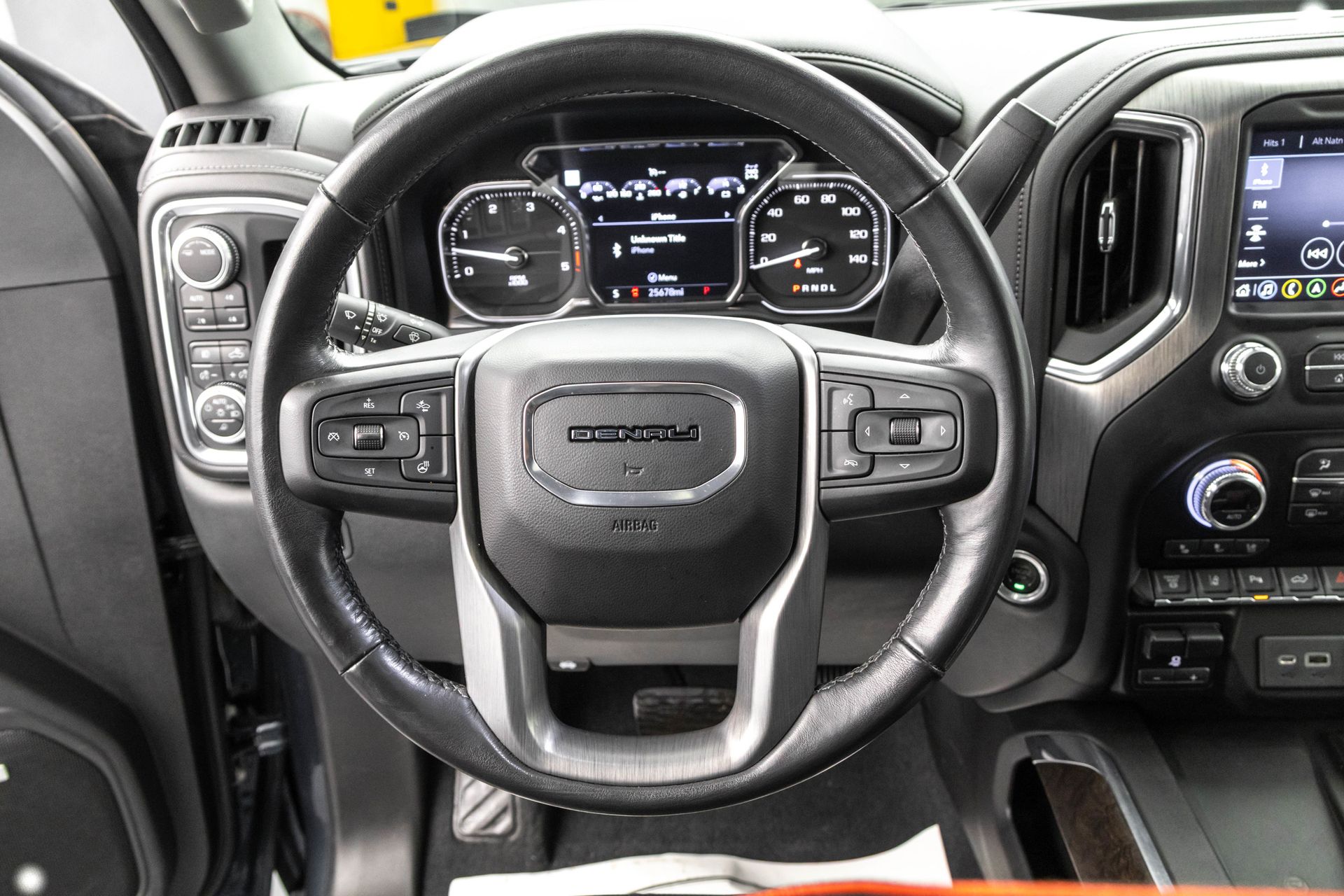 2020 GMC SIERRA - Image 25