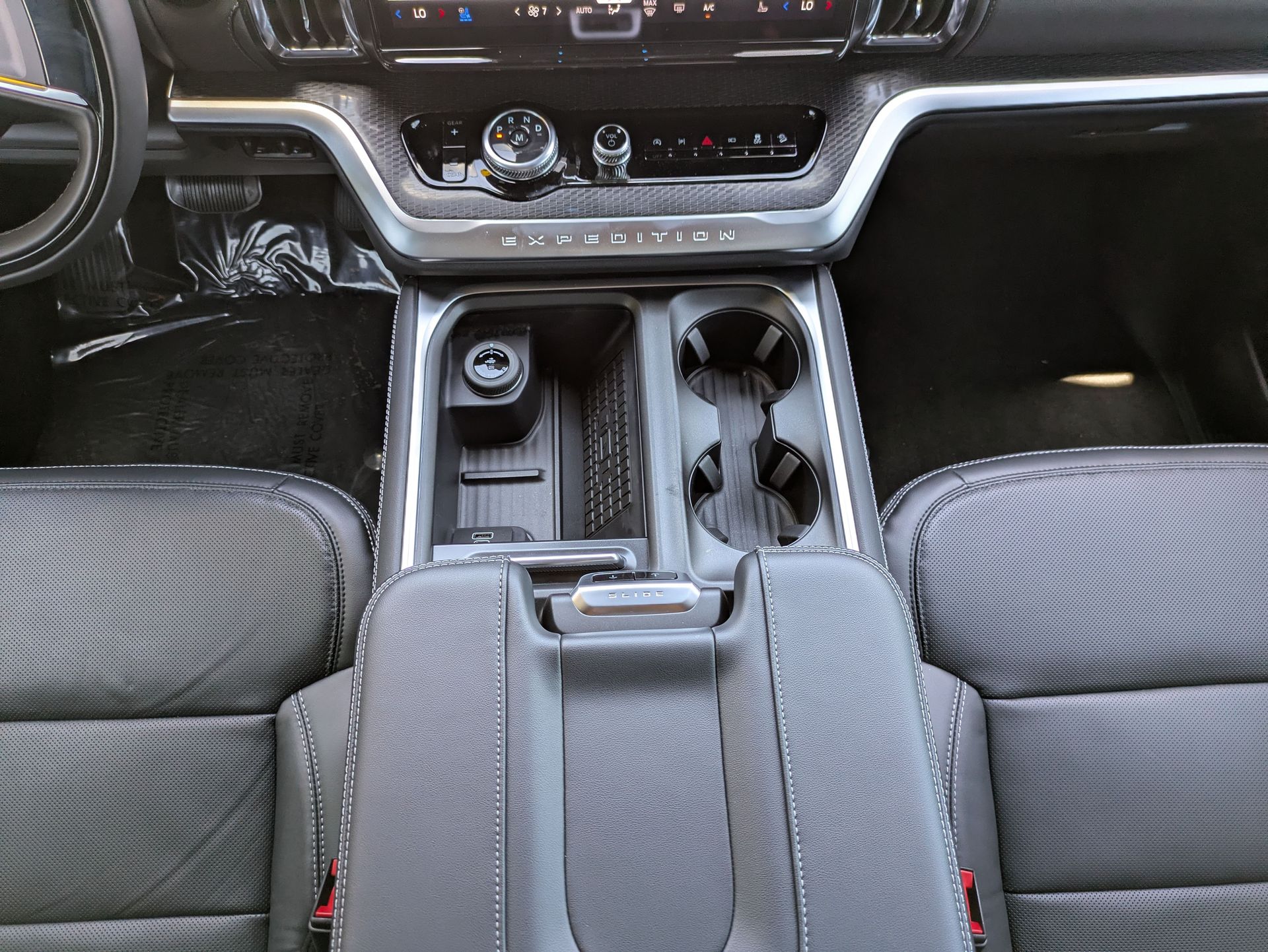 2025 Ford Expedition Platinum White at Walterboro Ford
