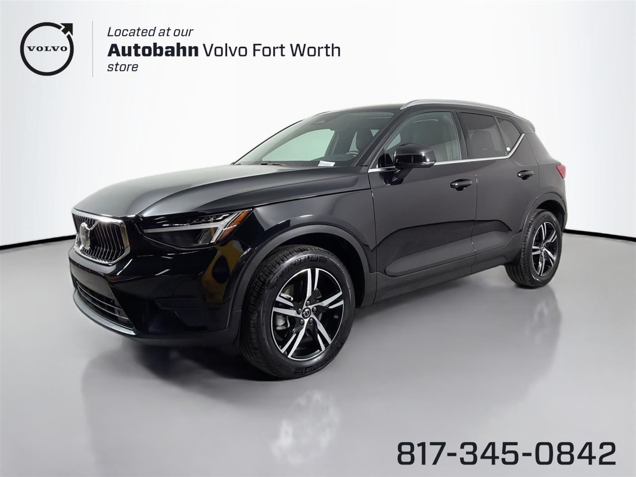2025 Volvo XC40 B5 Core Bright Theme AWD