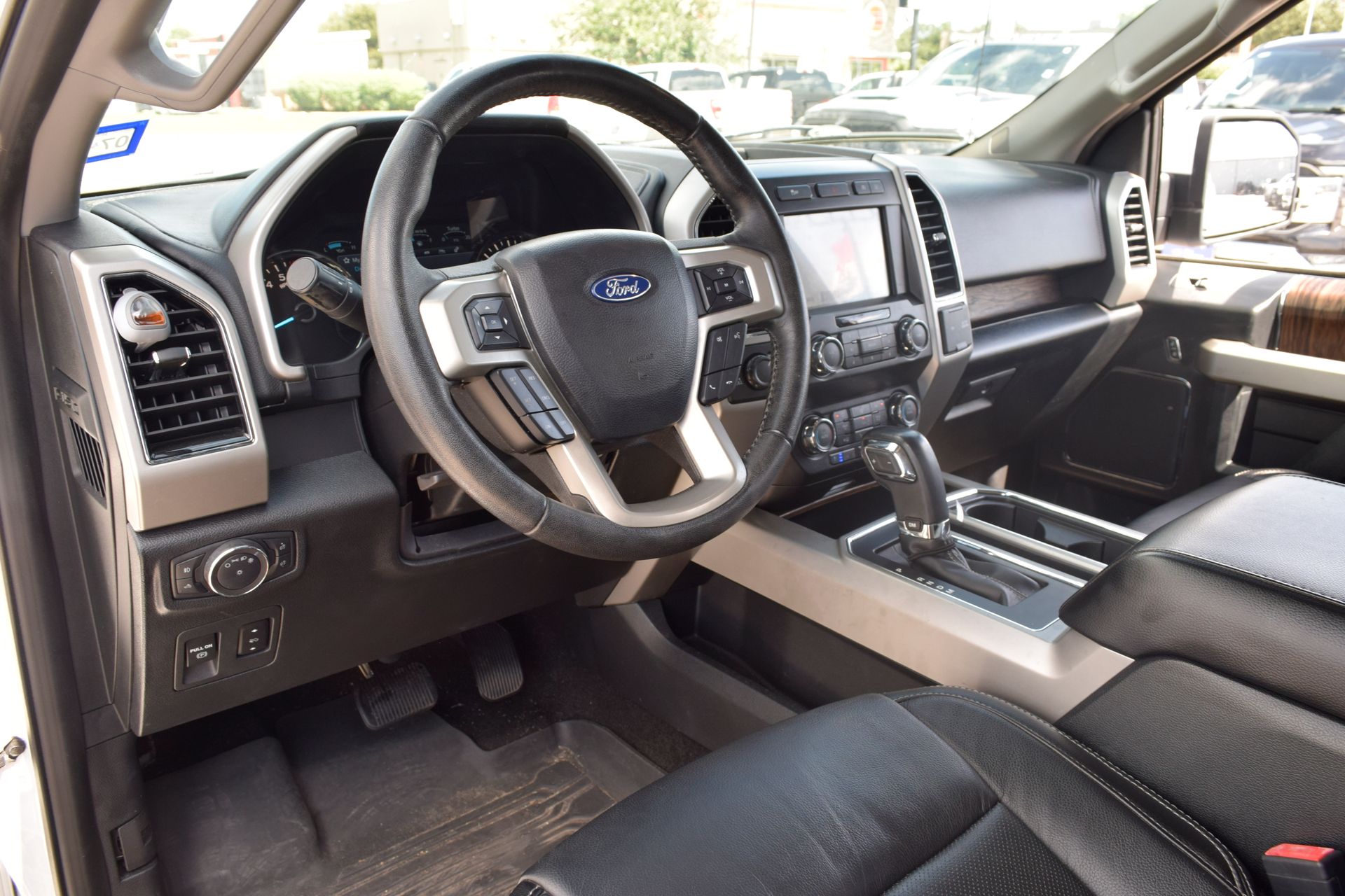 2020 Ford F-150 Lariat White at Community Kia