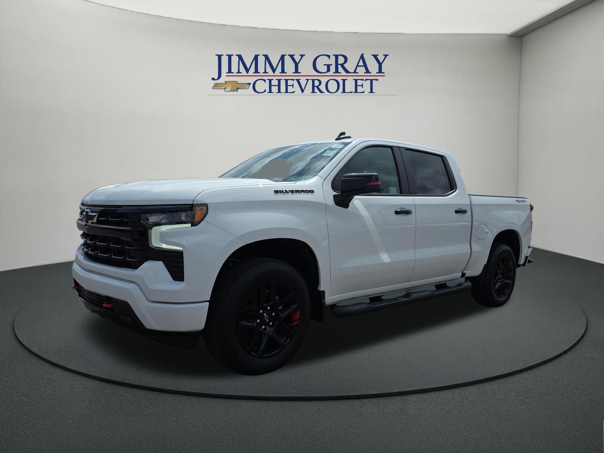 Summit White 2026 Chevrolet Silverado 1500 Pickup Truck Four-Wheel Drive Automatic