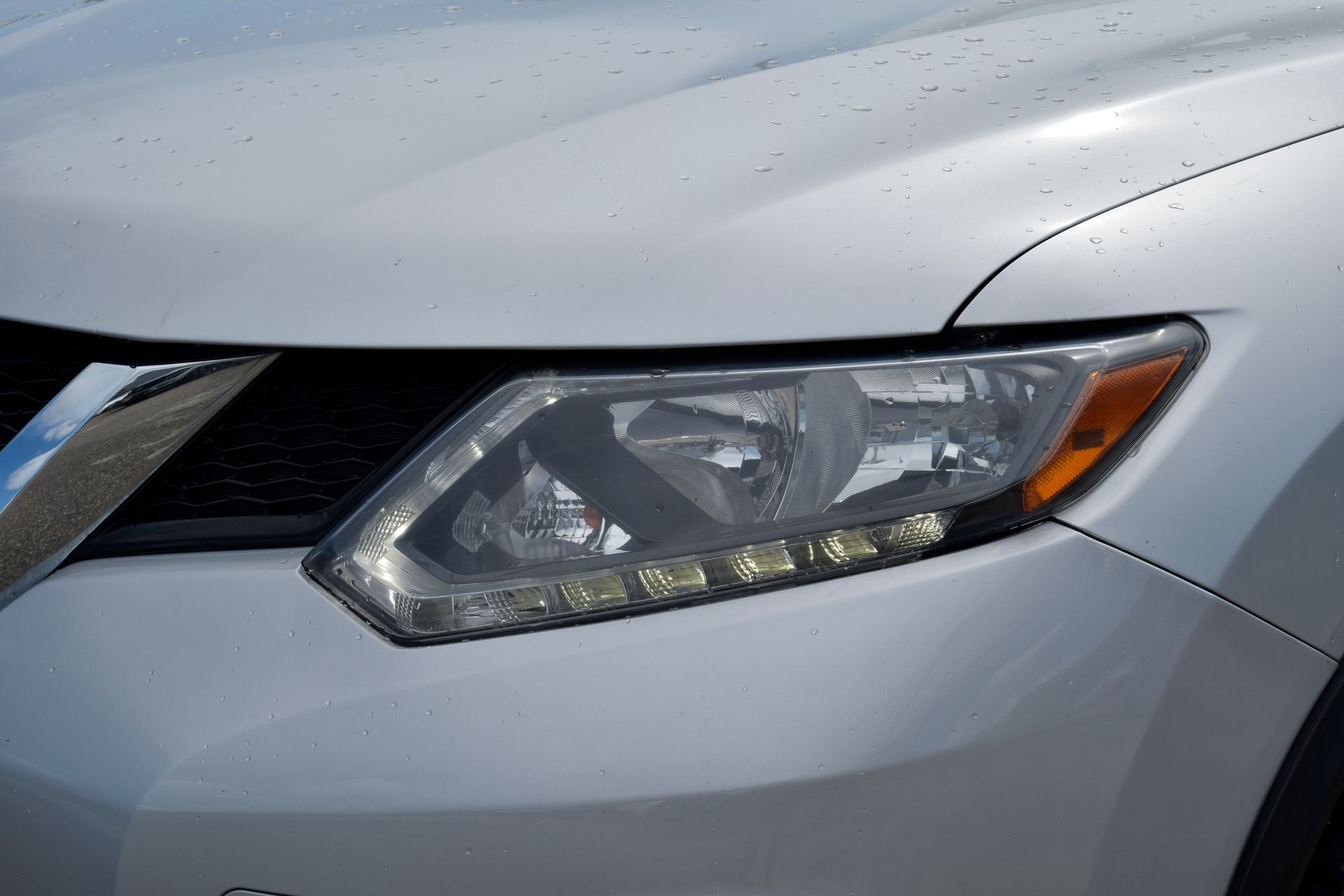 2016 Nissan Rogue SV Silver at Ultimate Motorsports