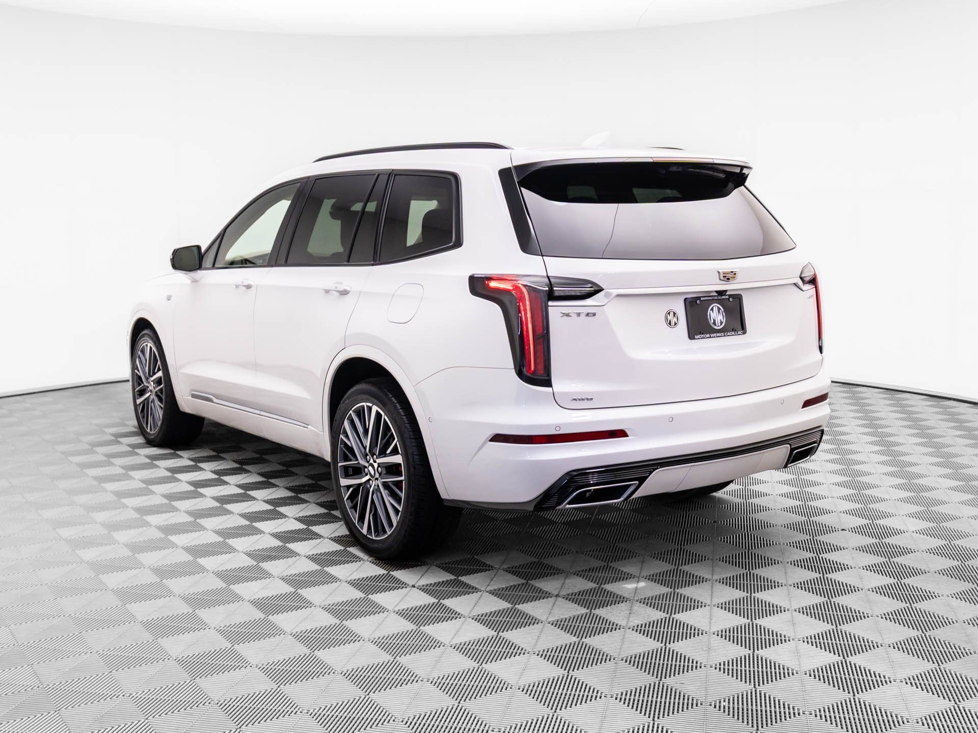 2023 Cadillac XT6 Sport photo