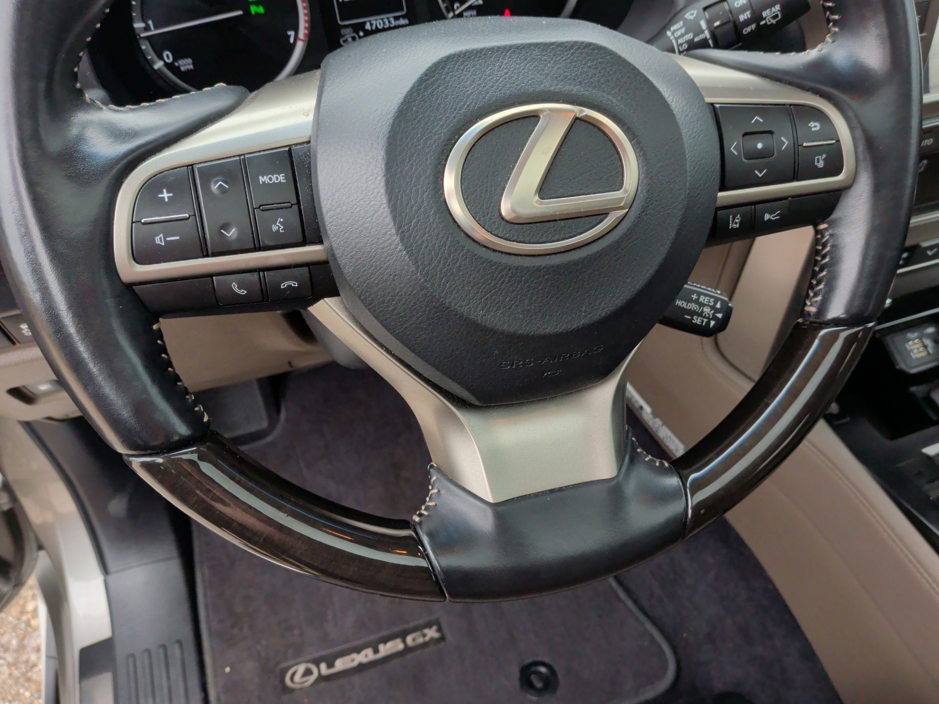2021 Lexus GX 460 Luxury Silver at Community Toyota