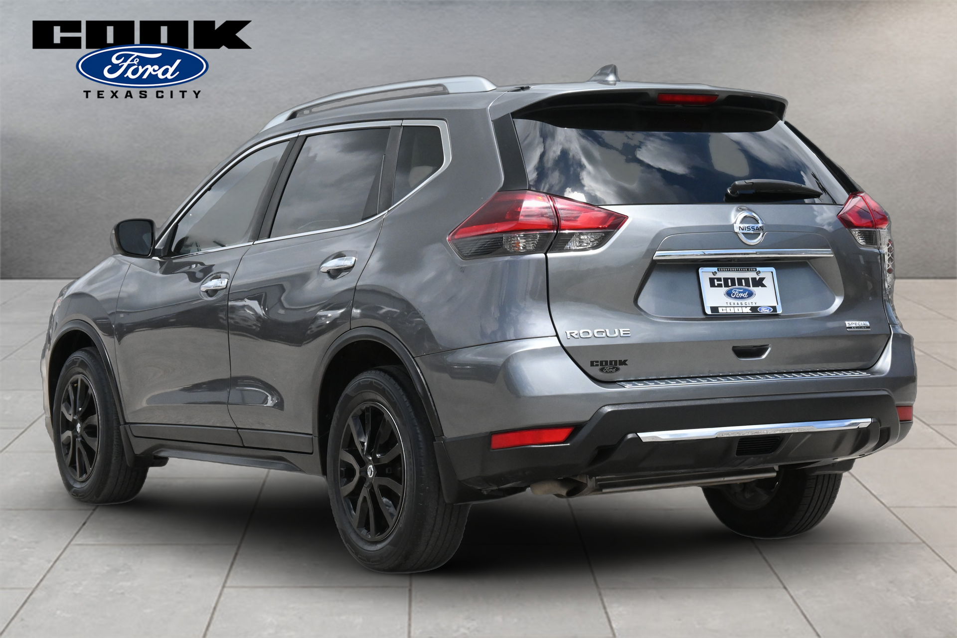 2019 Nissan Rogue S Gray at Baytown Hyundai