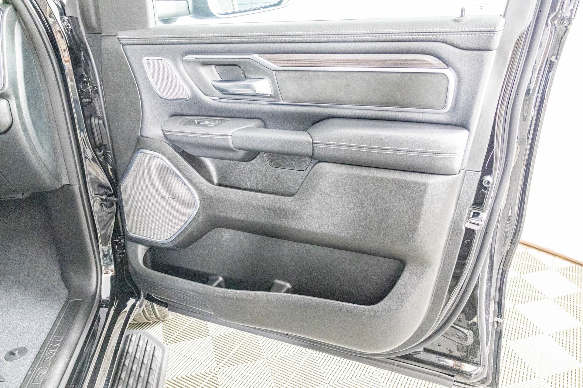 2026 RAM 1500 - Image 37