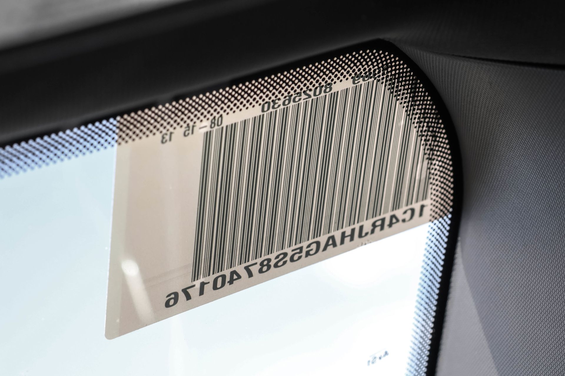 2025 JEEP GRAND CHEROKEE - Image 30