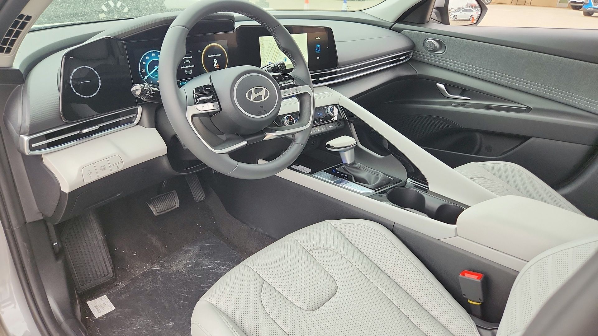 2026 Hyundai Elantra Hybrid