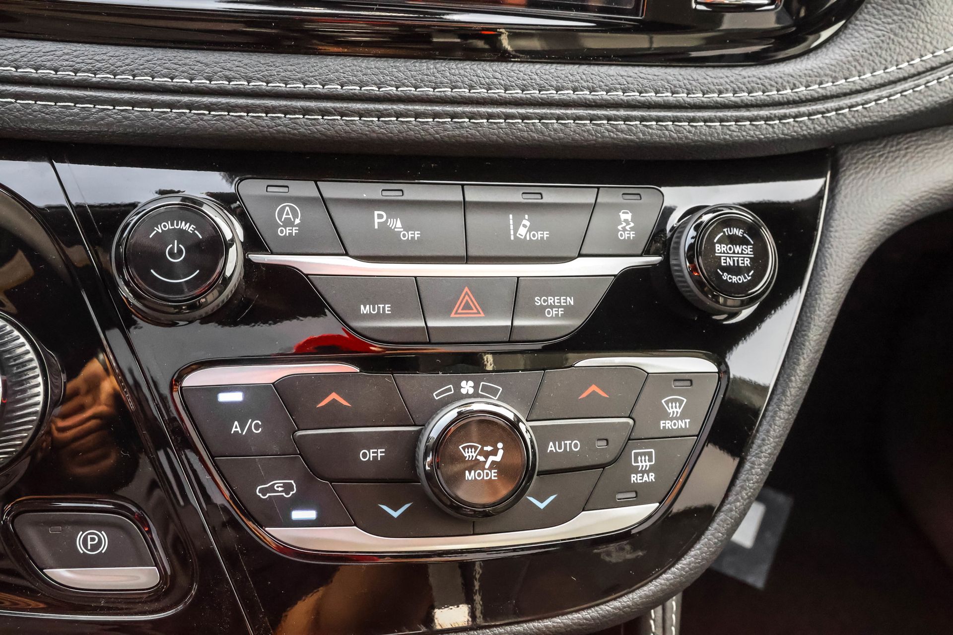 2026 CHRYSLER PACIFICA - Image 24