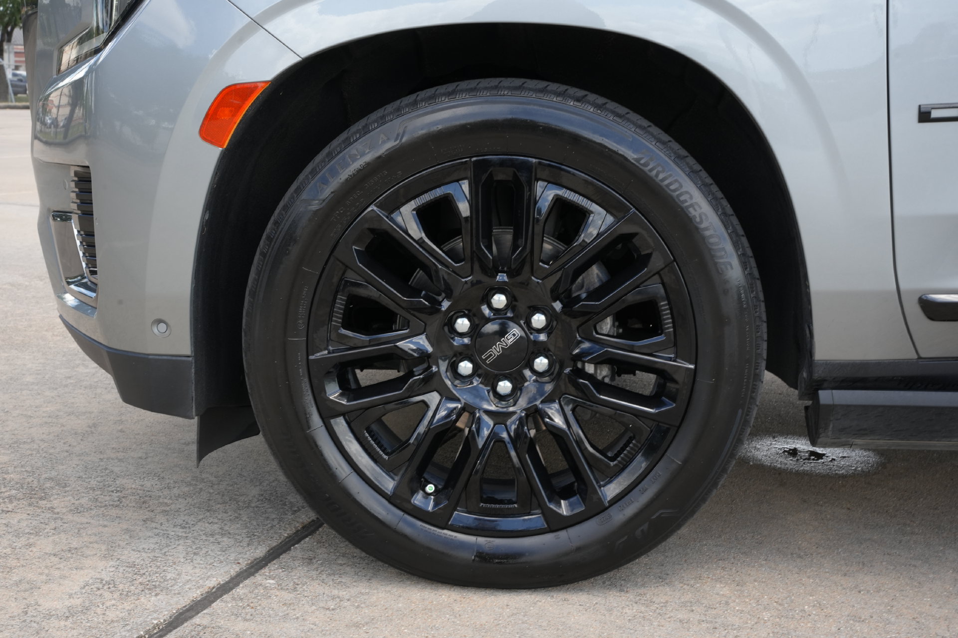 2024 GMC Yukon Denali Ultimate Silver at Big Star Buick GMC