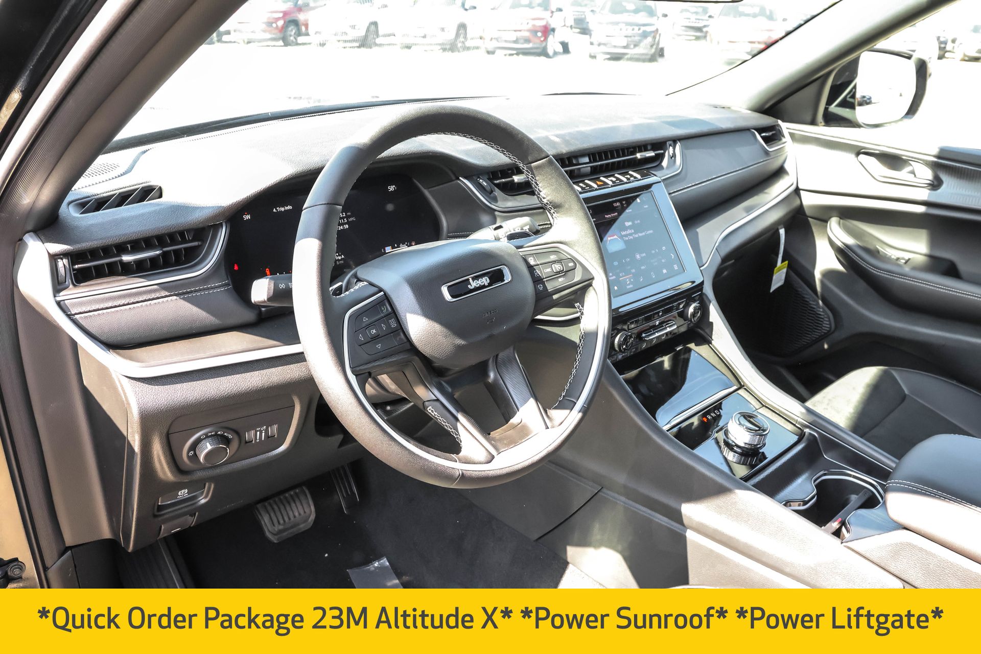 2025 JEEP GRAND CHEROKEE - Image 4