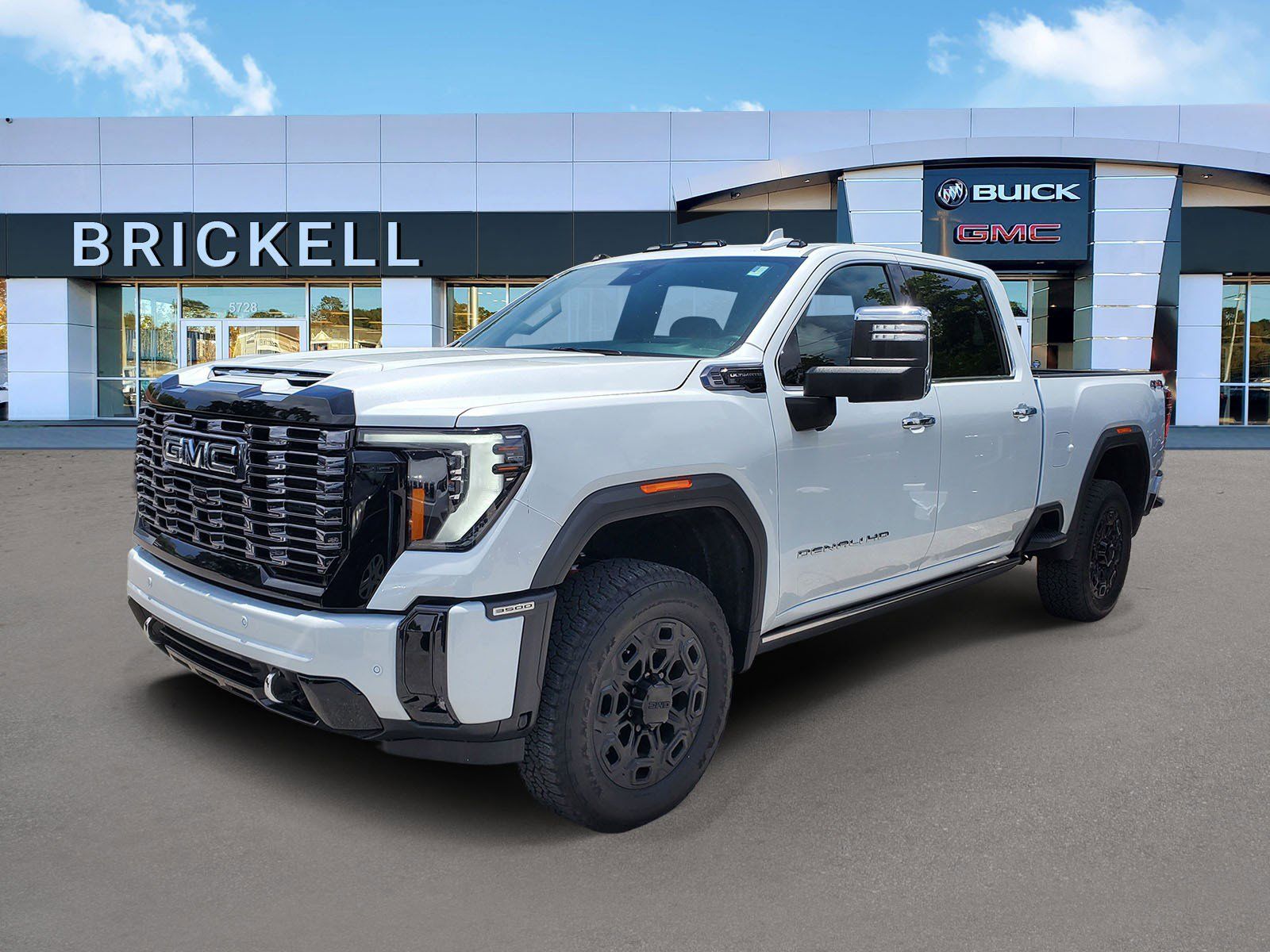 2026 GMC Sierra 3500HD Denali Ultimate Crew Cab 4WD