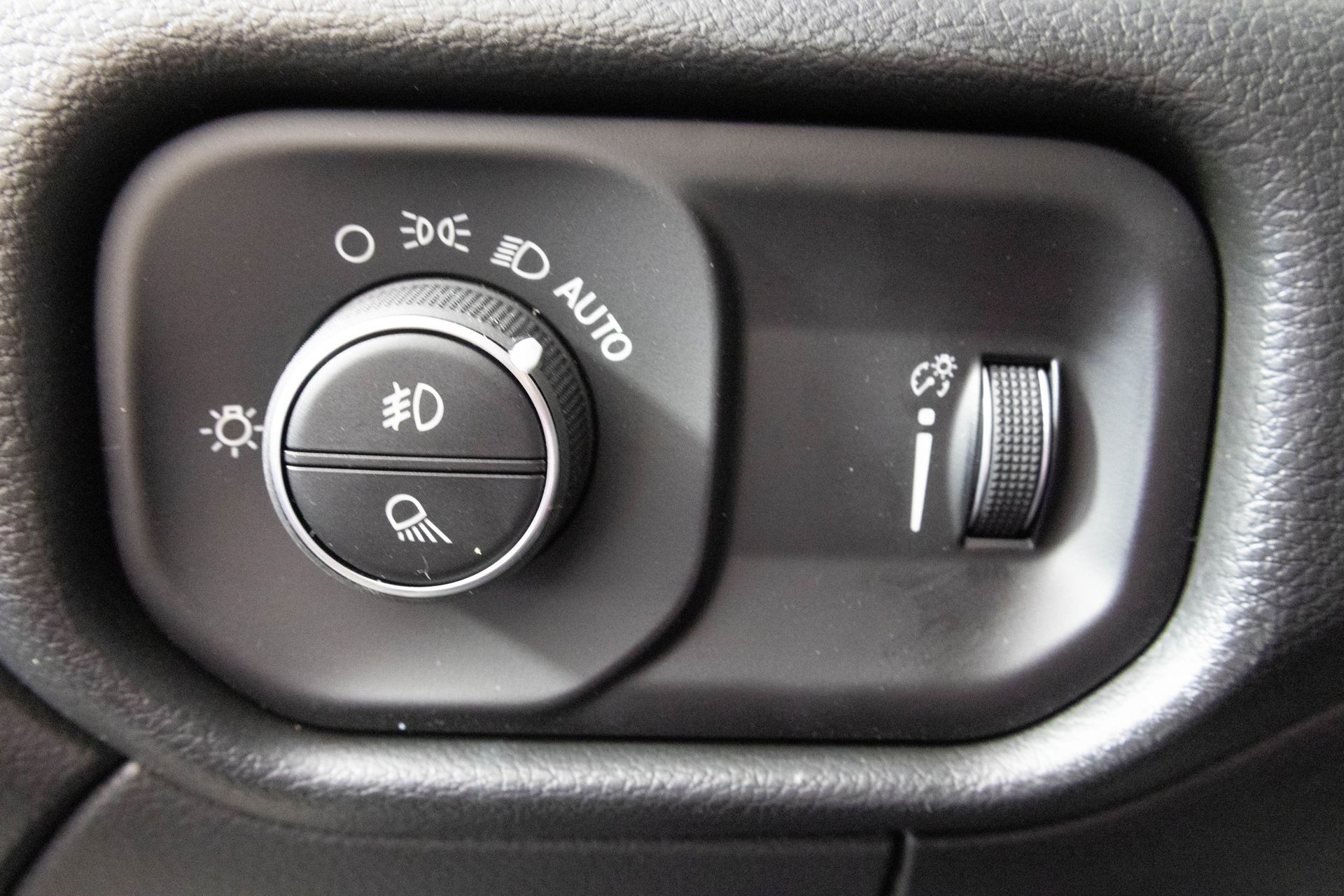 2026 RAM 3500 - Image 18