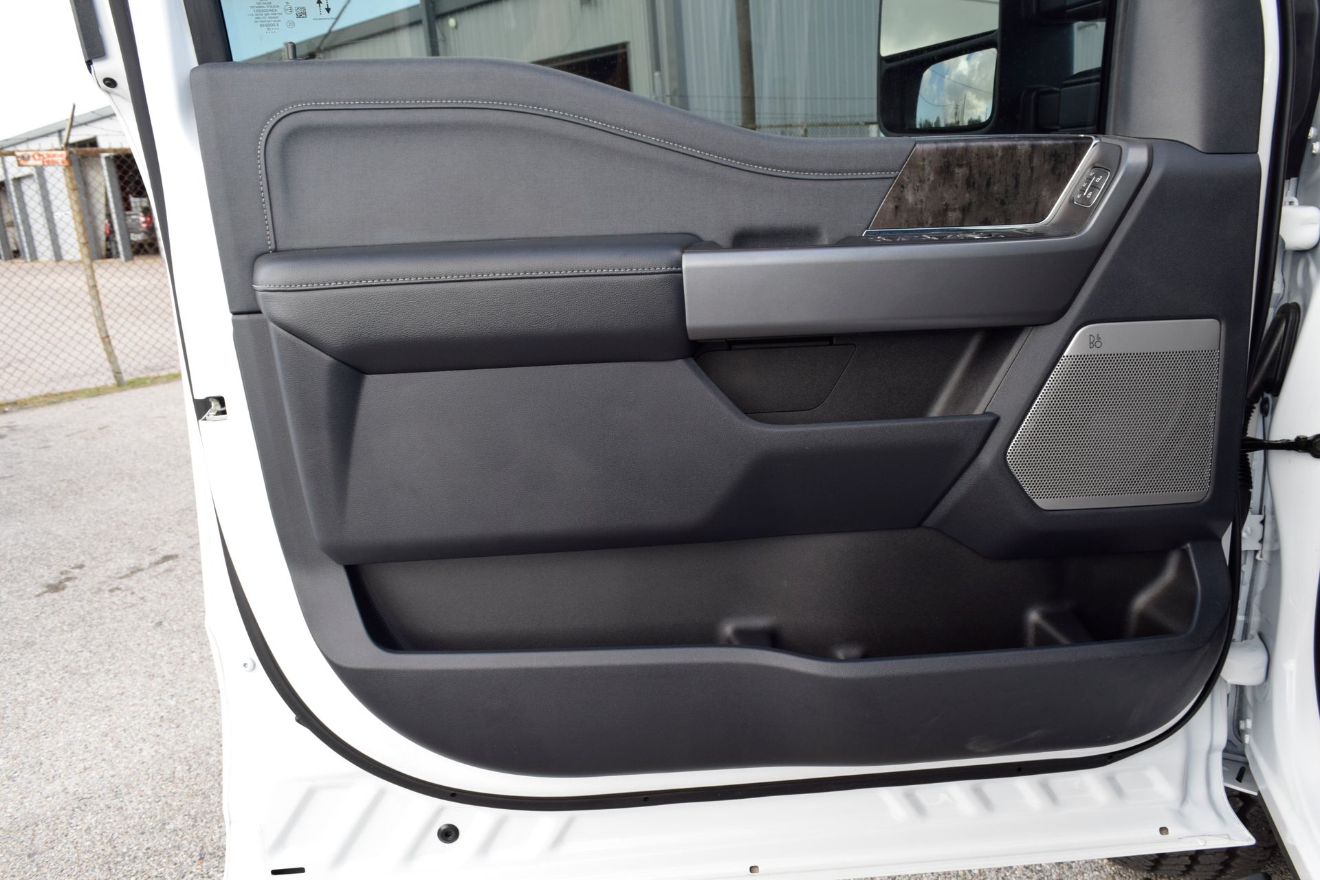 2025 Ford F-350SD Lariat White at EAG Ford Navasota
