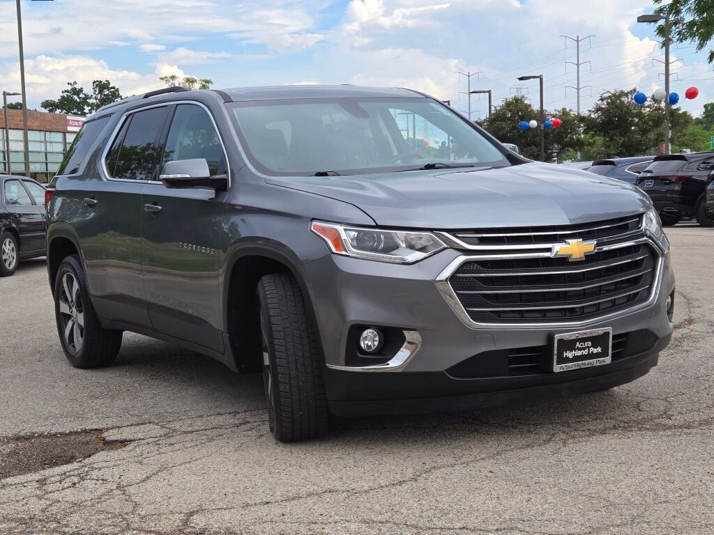 2018 Chevrolet Traverse 3LT photo 3