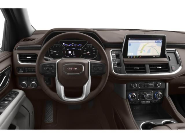 2022 GMC Yukon AT4 - 6