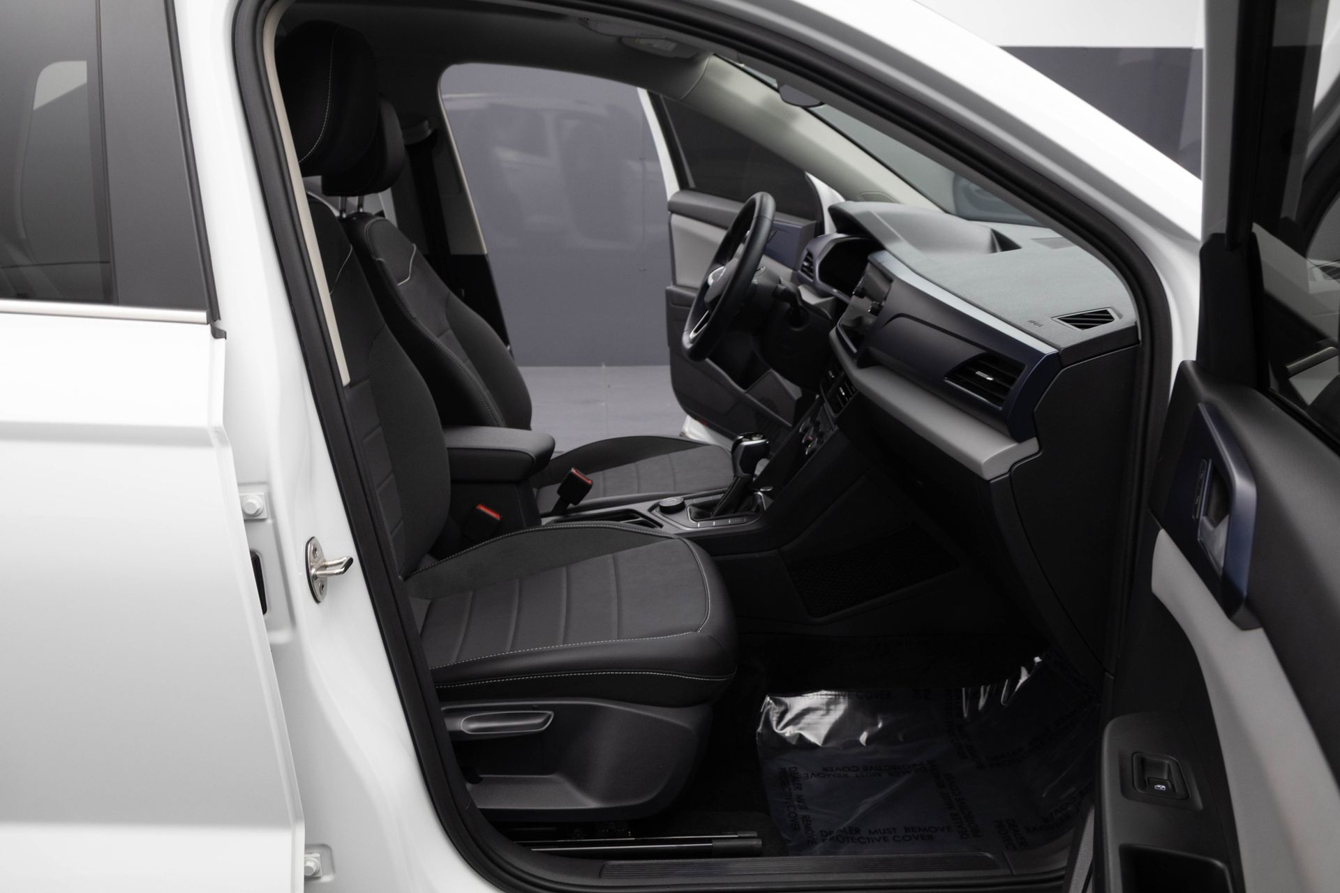 2023 VOLKSWAGEN TAOS - Image 37