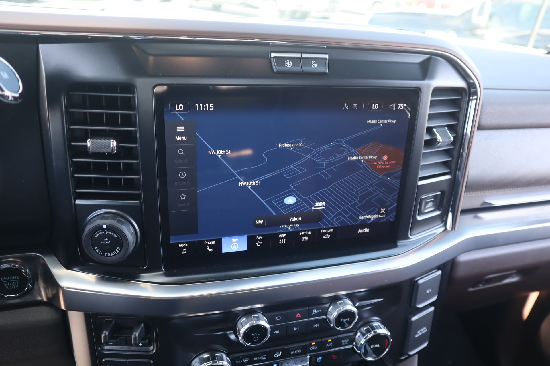 View vehicle photo 7