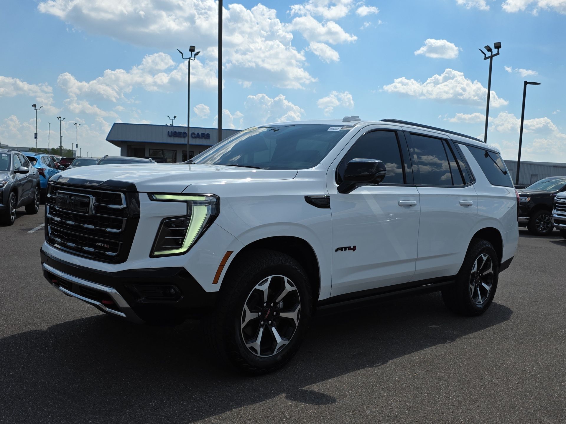  2026 GMC Yukon AT4 4WD   