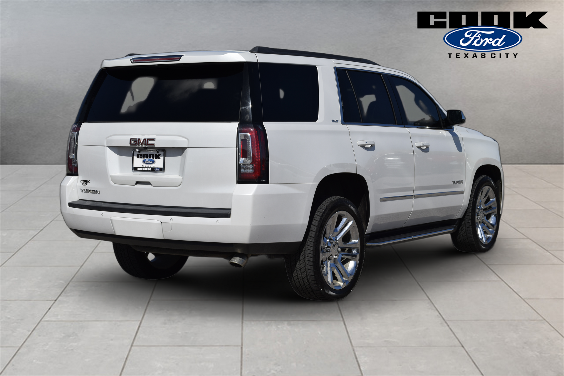 2019 GMC Yukon SLT - 2