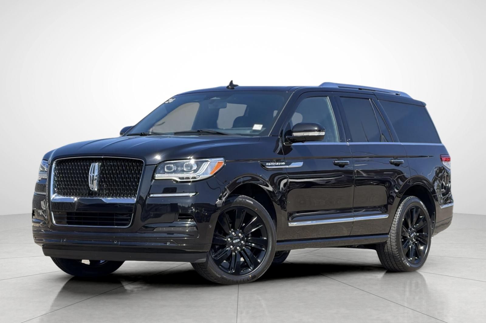 Black Metallic 2024 Lincoln Navigator SUV / Crossover Four-Wheel Drive Automatic