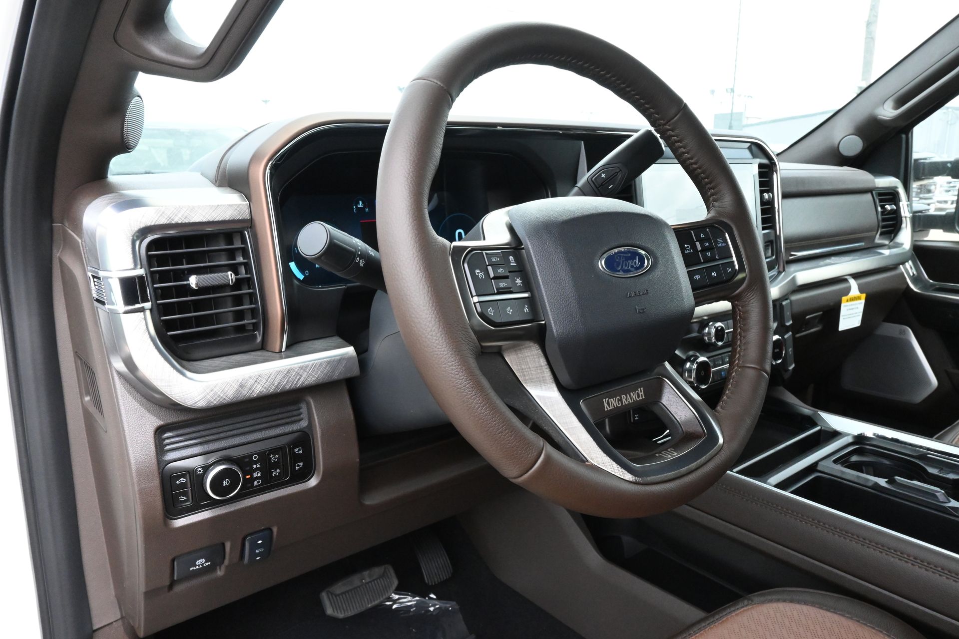 2026 Ford F-250SD King Ranch White at EAG Ford Navasota