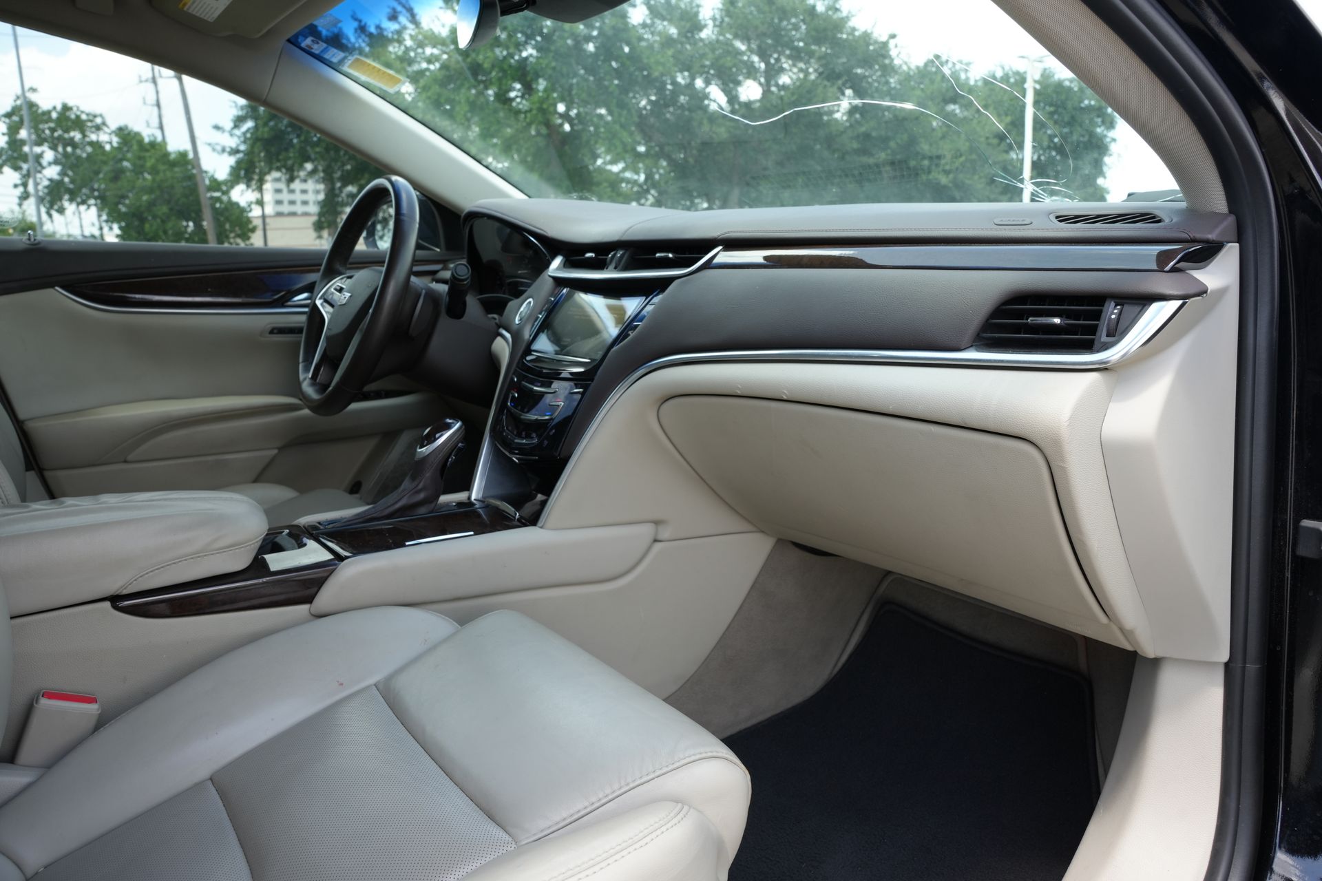 2016 Cadillac XTS Luxury Black at Tom Peacock Cadillac
