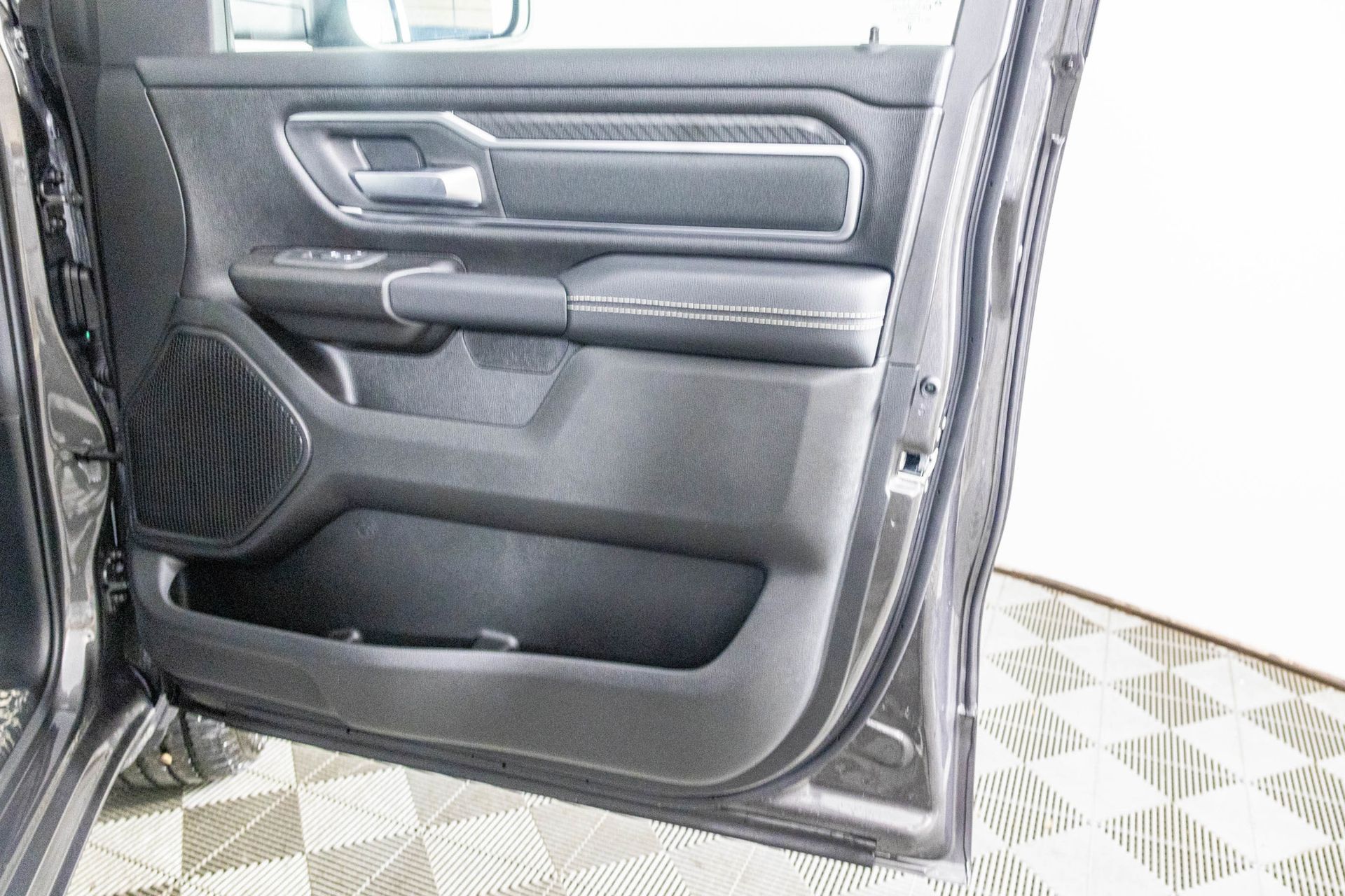 2026 RAM 1500 - Image 32