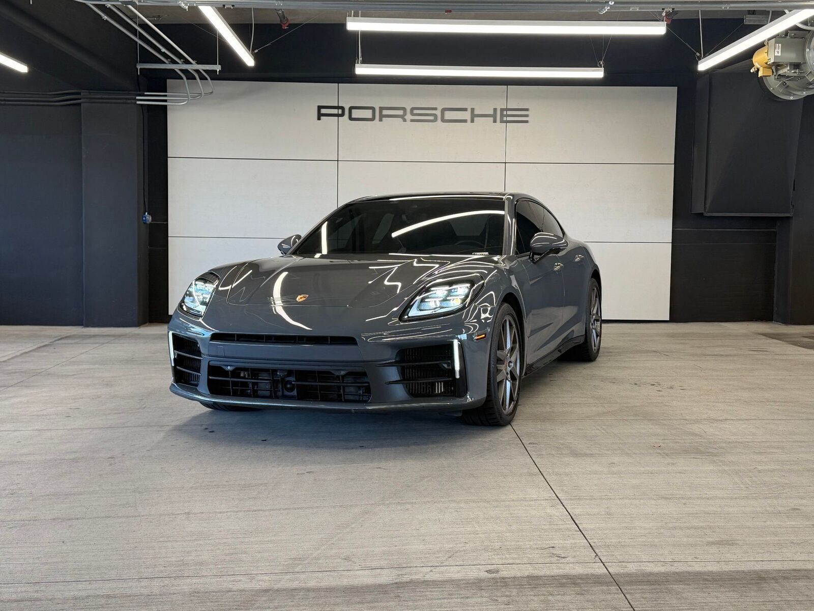 2025 Porsche Panamera