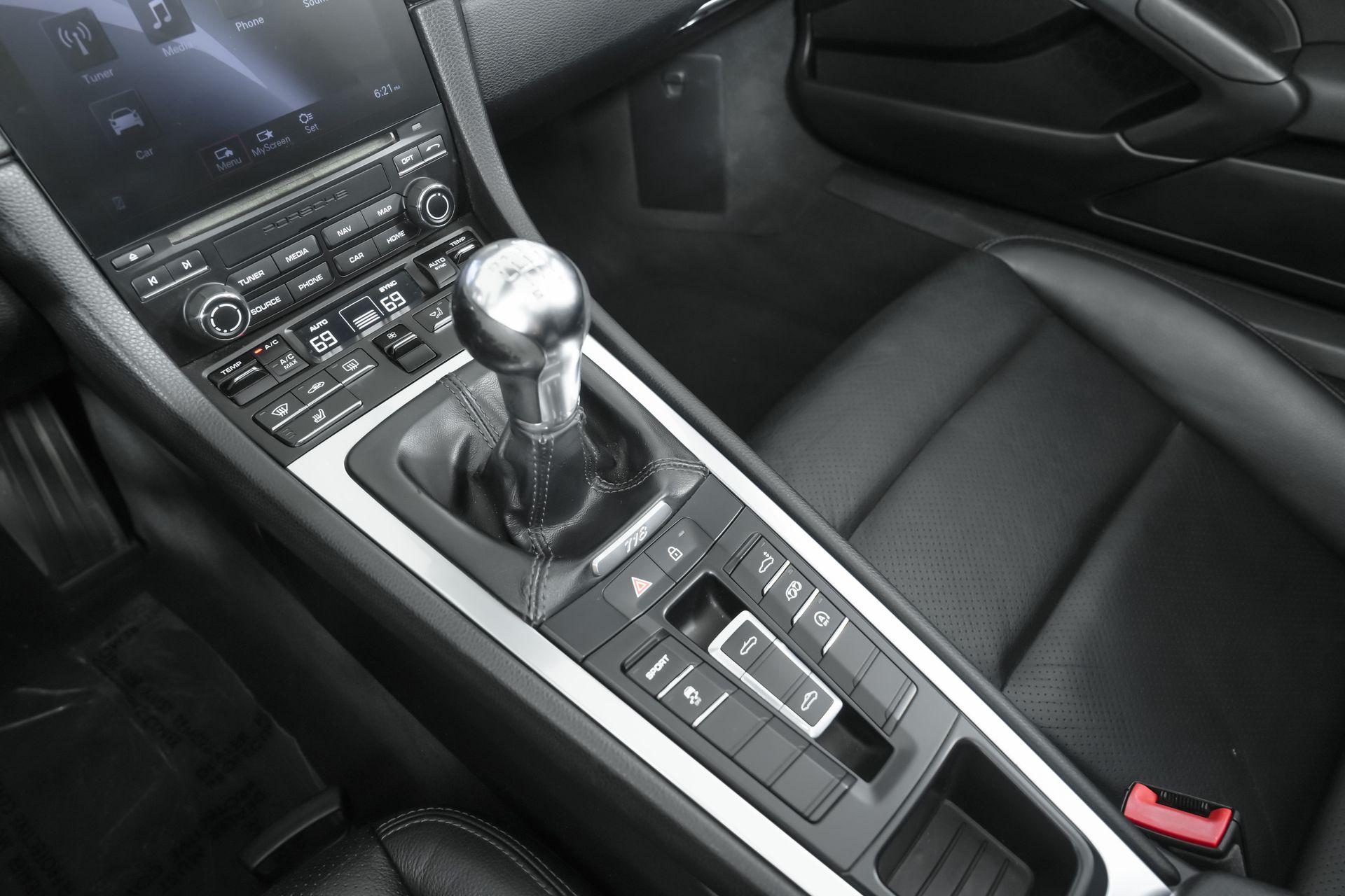 used 2021 Porsche 718 Boxster car, priced at $53,000
