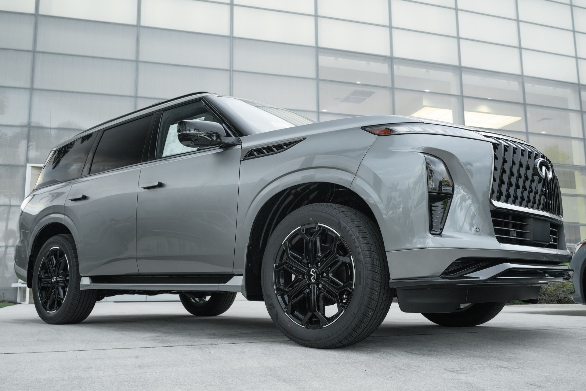 2026 INFINITI QX80 SPORT