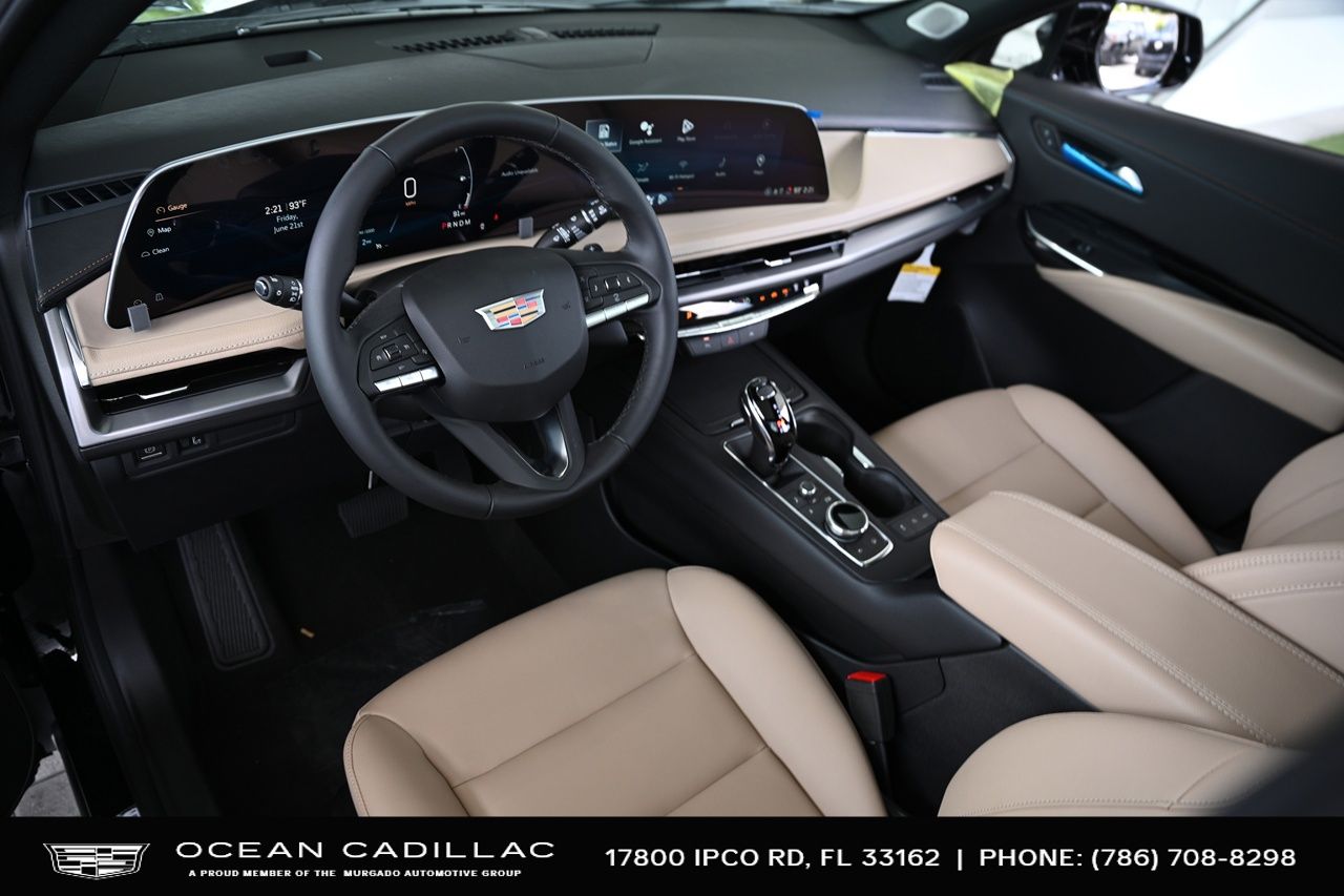 2024 Cadillac XT4 Luxury 21