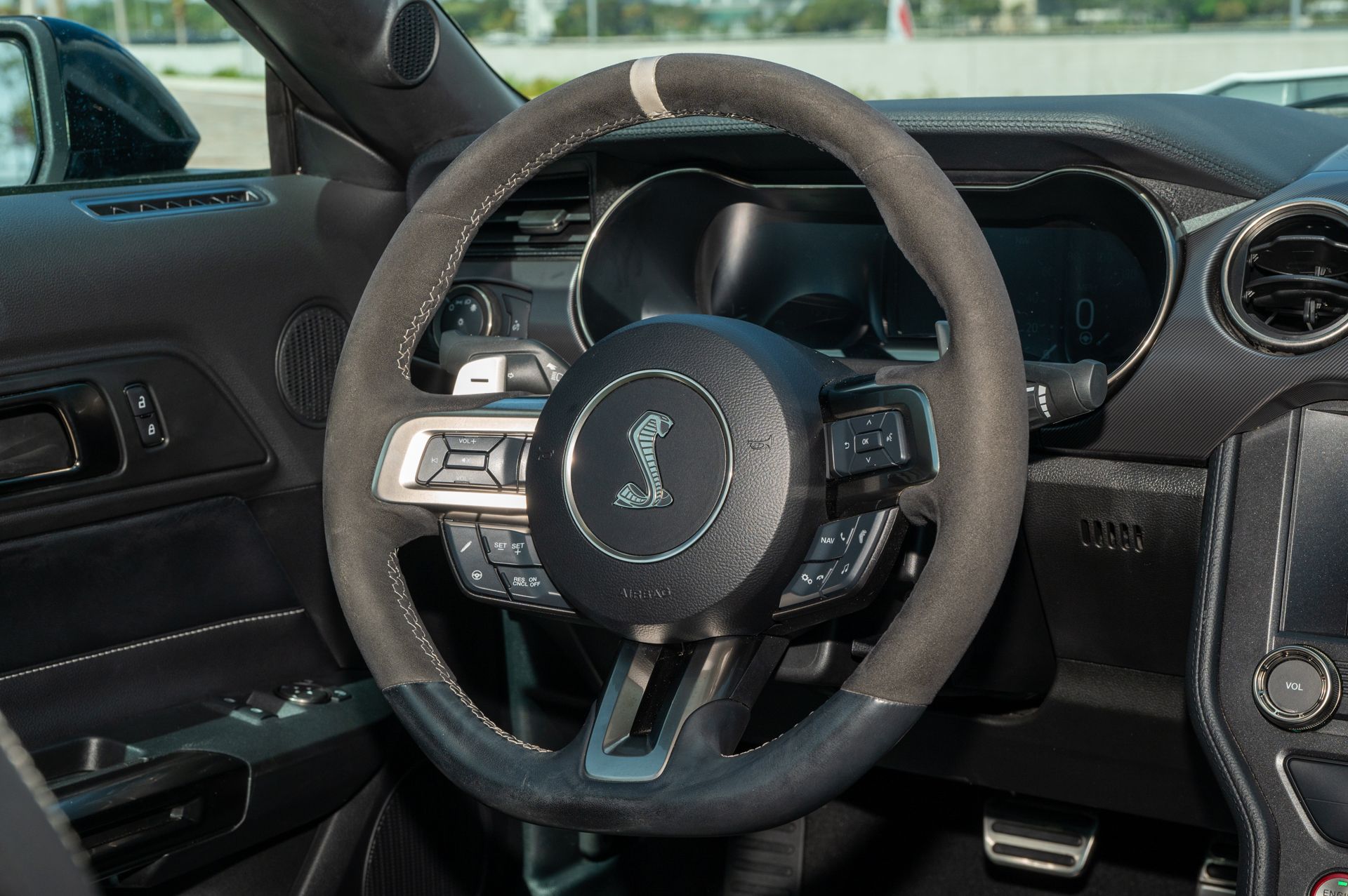 2022 Ford Mustang Shelby GT500 - Photo 18