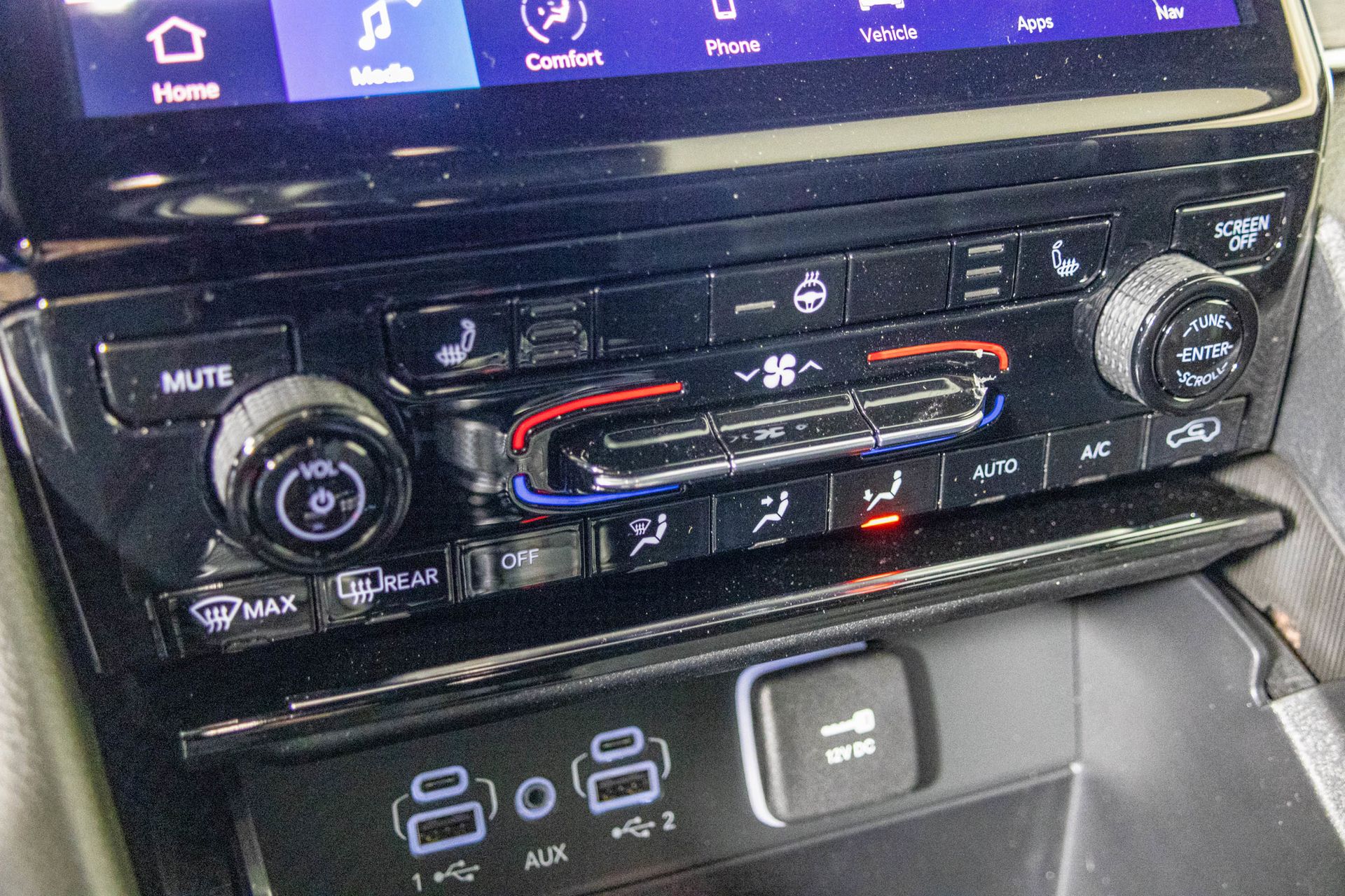 2025 JEEP GRAND CHEROKEE - Image 27