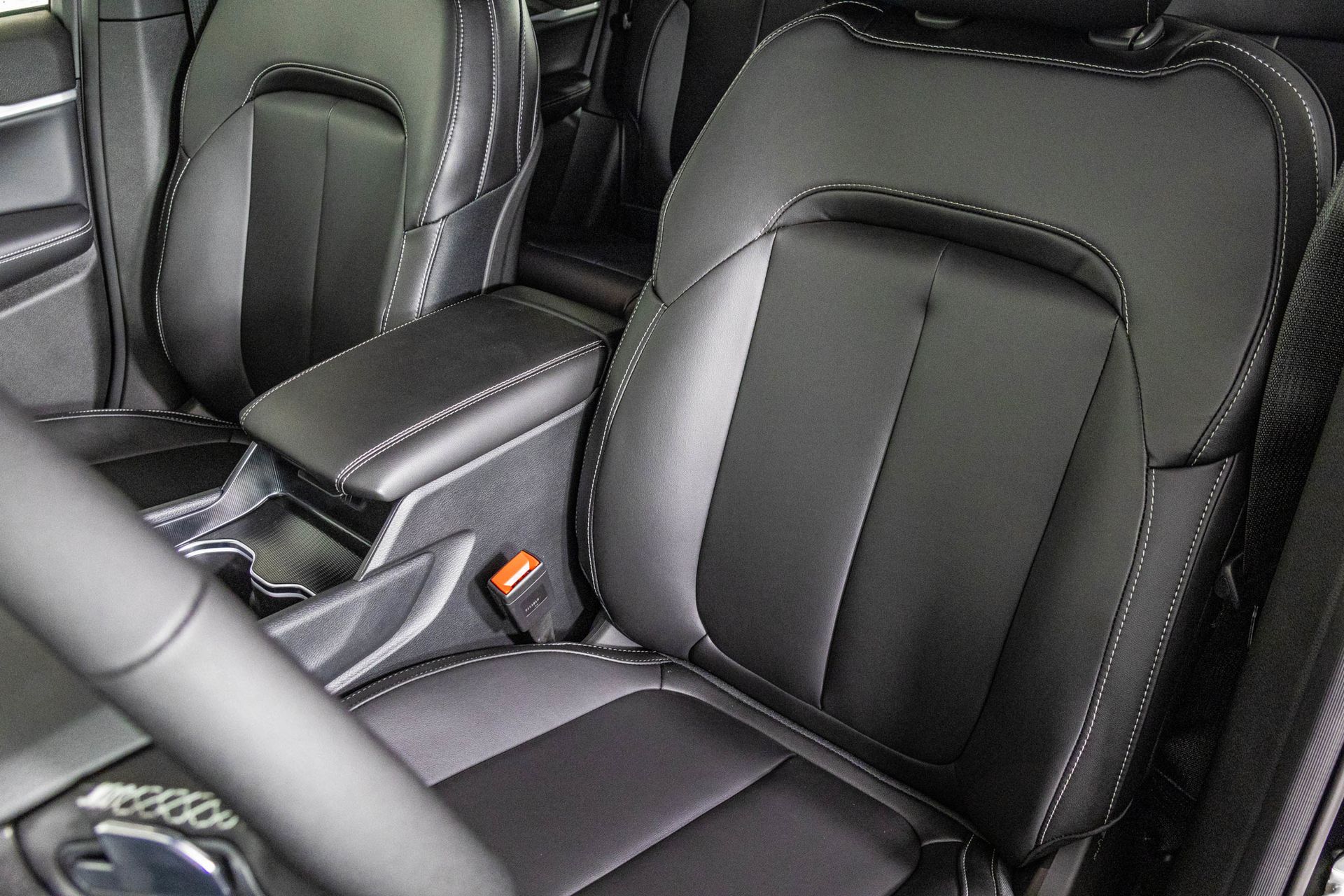 2025 JEEP GRAND CHEROKEE - Image 17