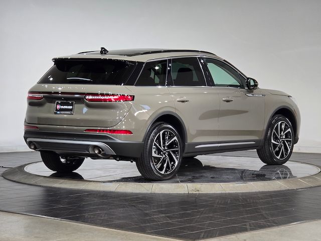 2025 Lincoln Corsair Reserve photo 3